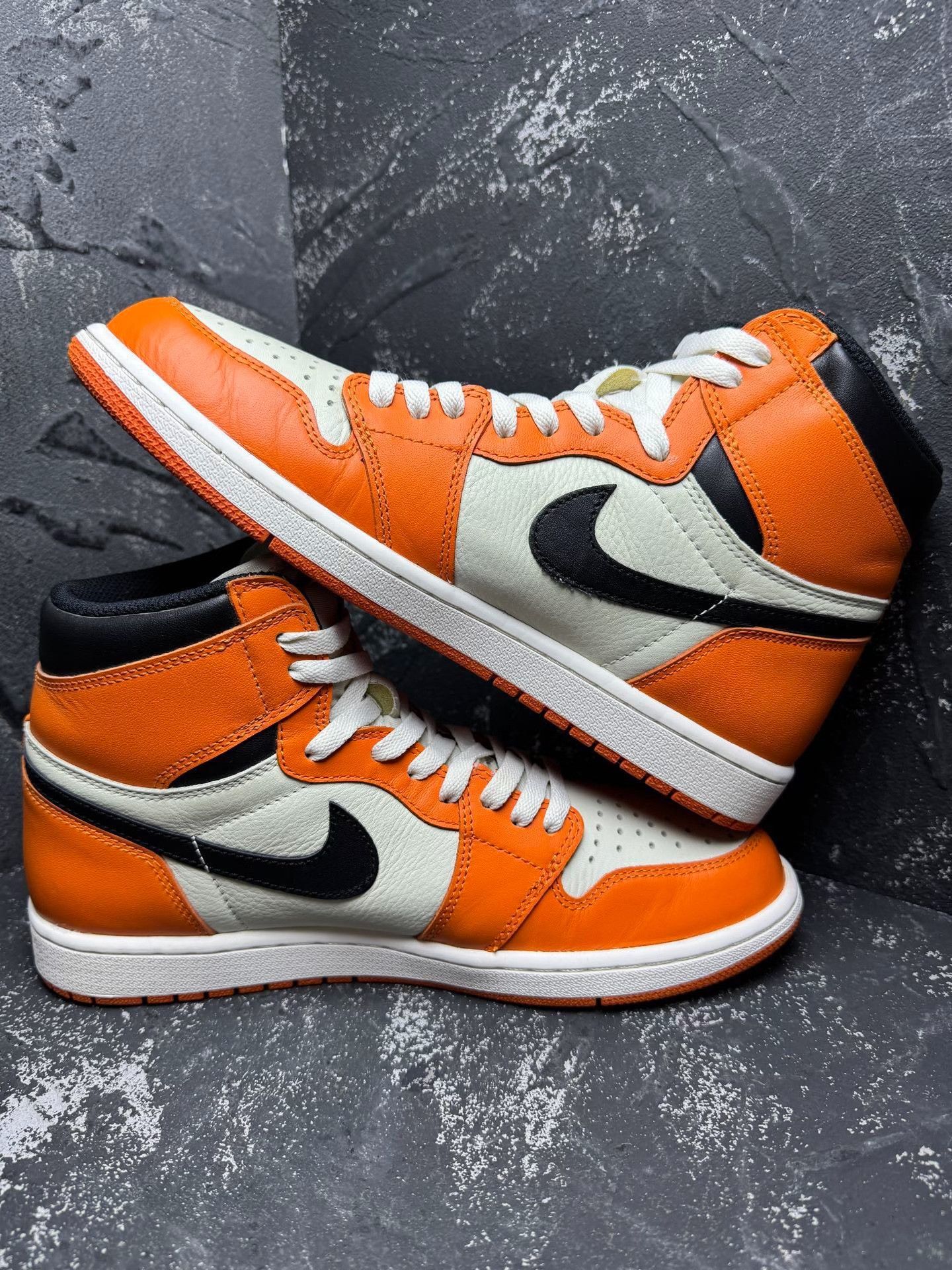 Nike Nike White Lowtop Sneakers 10.5 Men Size US 10.5 / EU 43-44 - 5 Thumbnail