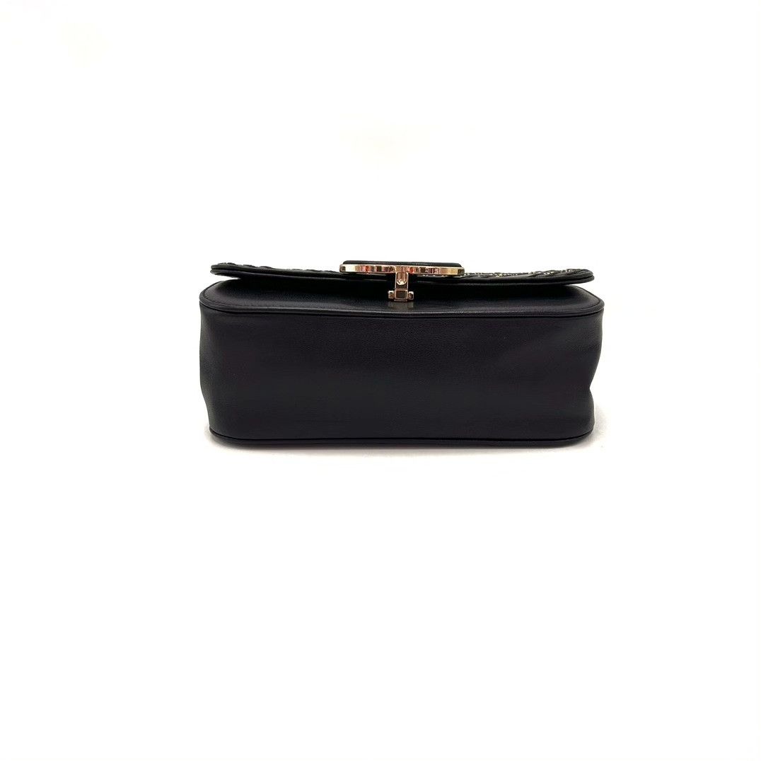 Chanel Pre-loved Bag Very good condition Size ONE SIZE - 5 Thumbnail