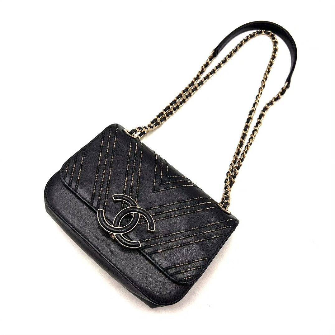 Chanel Pre-loved Bag Very good condition Size ONE SIZE - 3 Thumbnail
