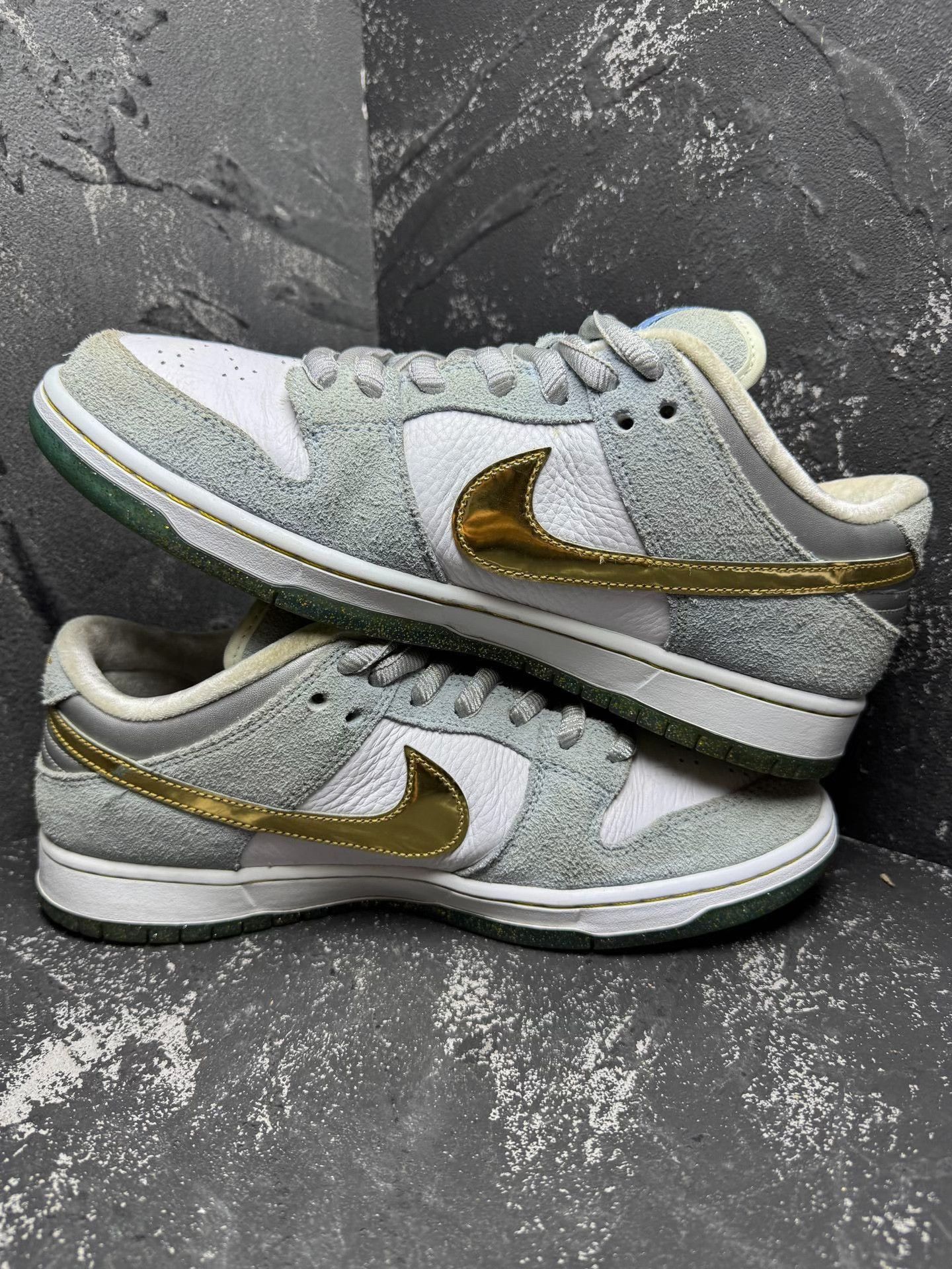Nike Nike DUNK Gold Lowtop Sneakers 10.5 Men Size US 10.5 / EU 43-44 - 5 Thumbnail