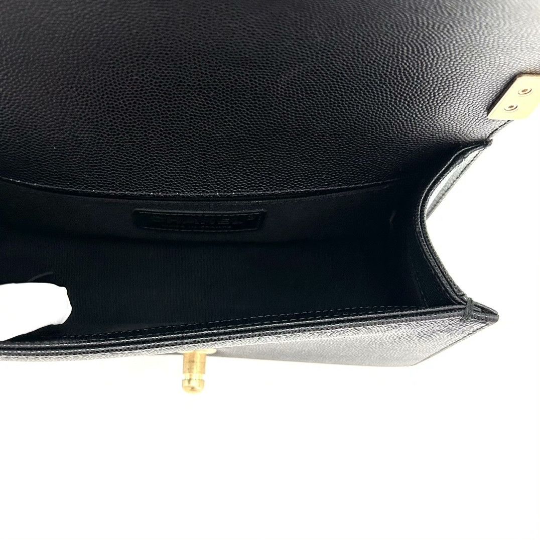 Chanel Pre-loved Bag Very good condition Size ONE SIZE - 6 Thumbnail