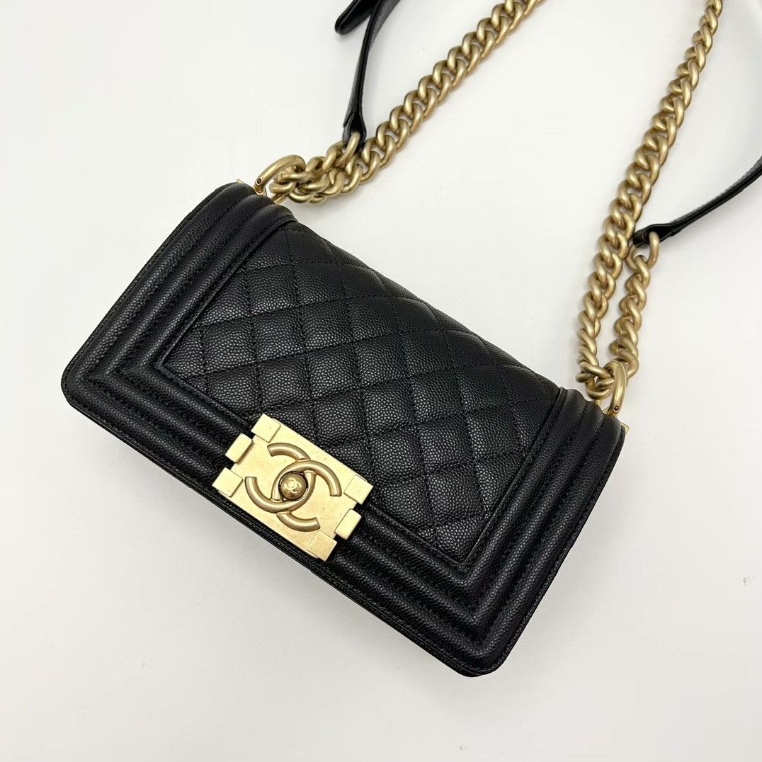 Chanel Pre-loved Bag Very good condition Size ONE SIZE - 2 Thumbnail