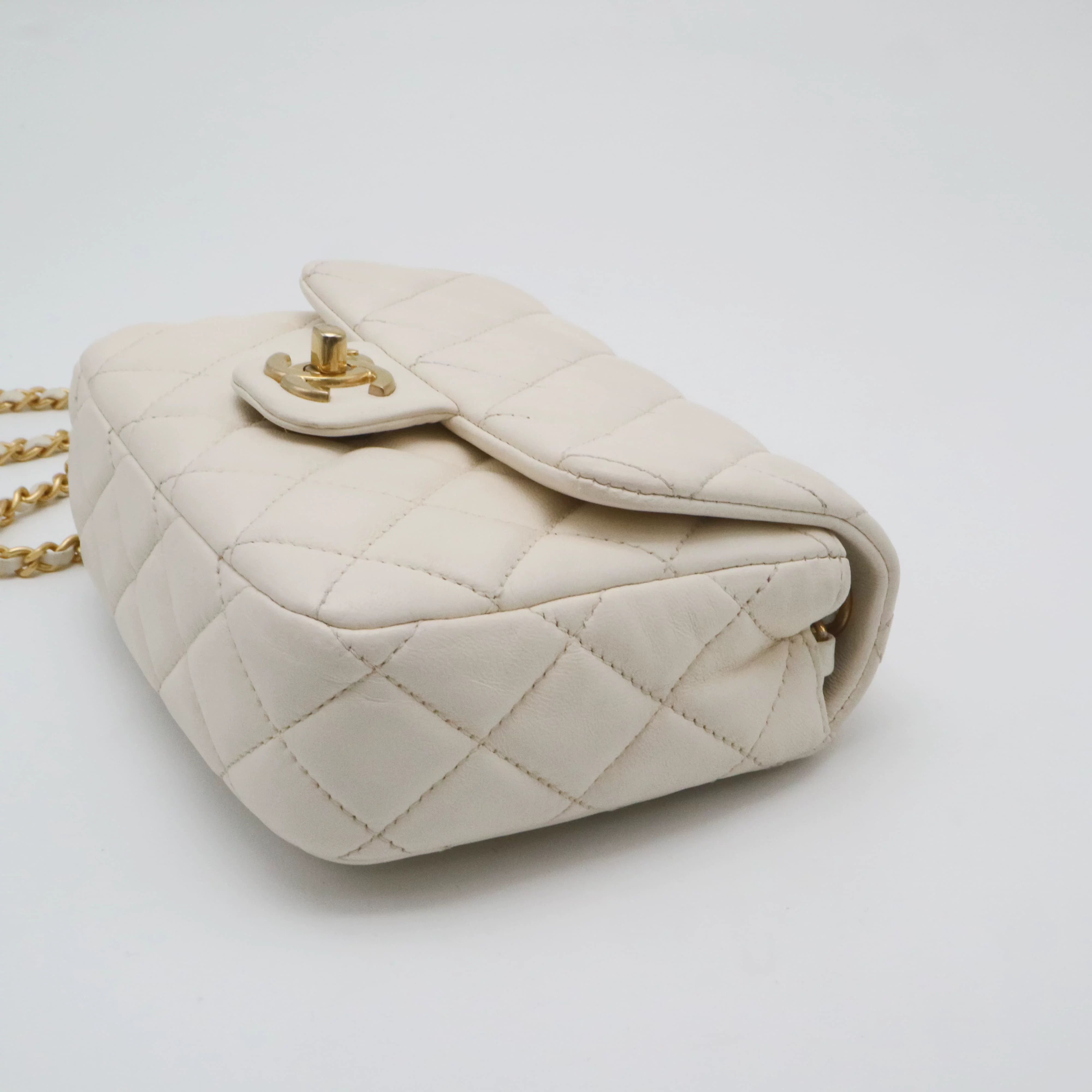Chanel Pre-loved Bag Very good condition Size ONE SIZE - 6 Thumbnail