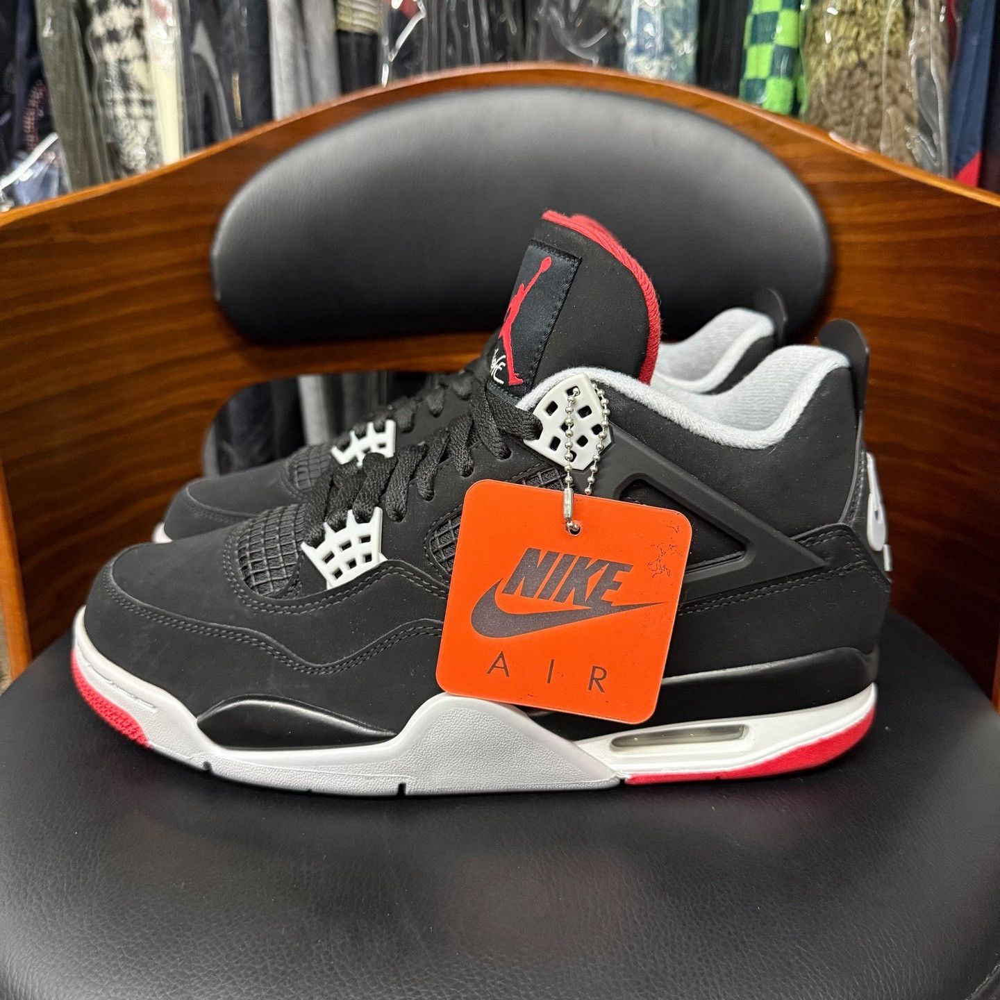 Nike Nike AJ4 Black Lowtop Sneakers 9 Men Size US 9 / EU 42 - 6 Thumbnail