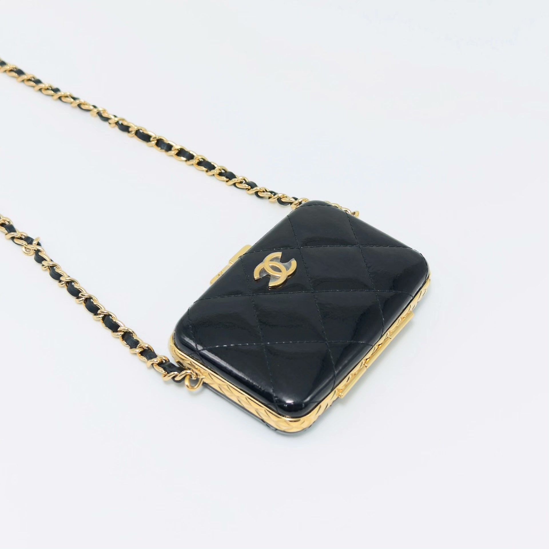 Chanel Pre-loved Bag Very good condition Size ONE SIZE - 3 Thumbnail