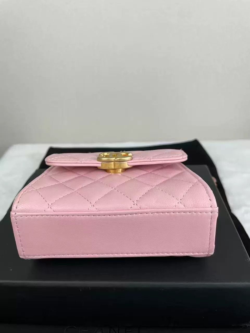 Chanel Pre-loved Bag Very good condition Size ONE SIZE - 7 Thumbnail