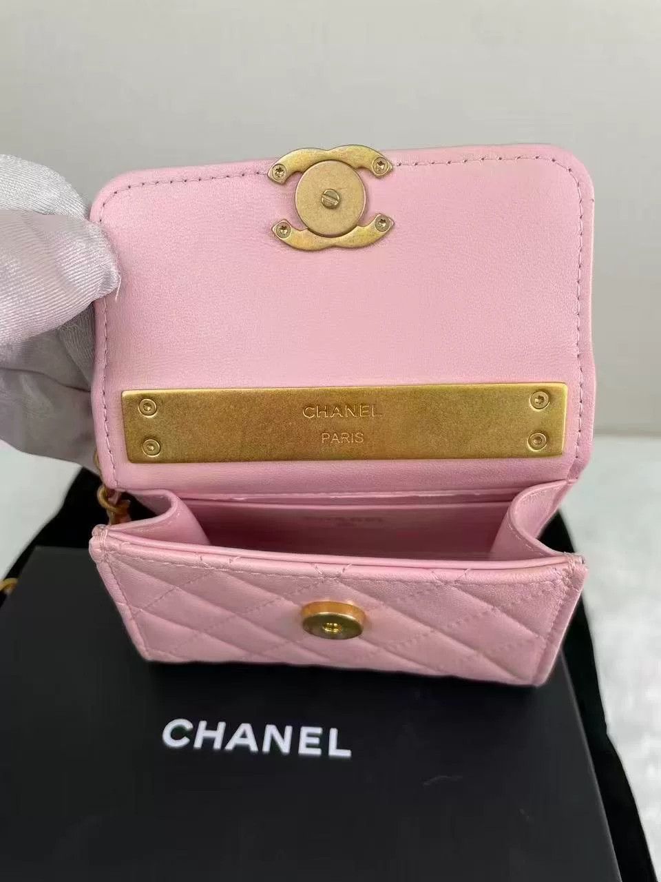 Chanel Pre-loved Bag Very good condition Size ONE SIZE - 4 Thumbnail