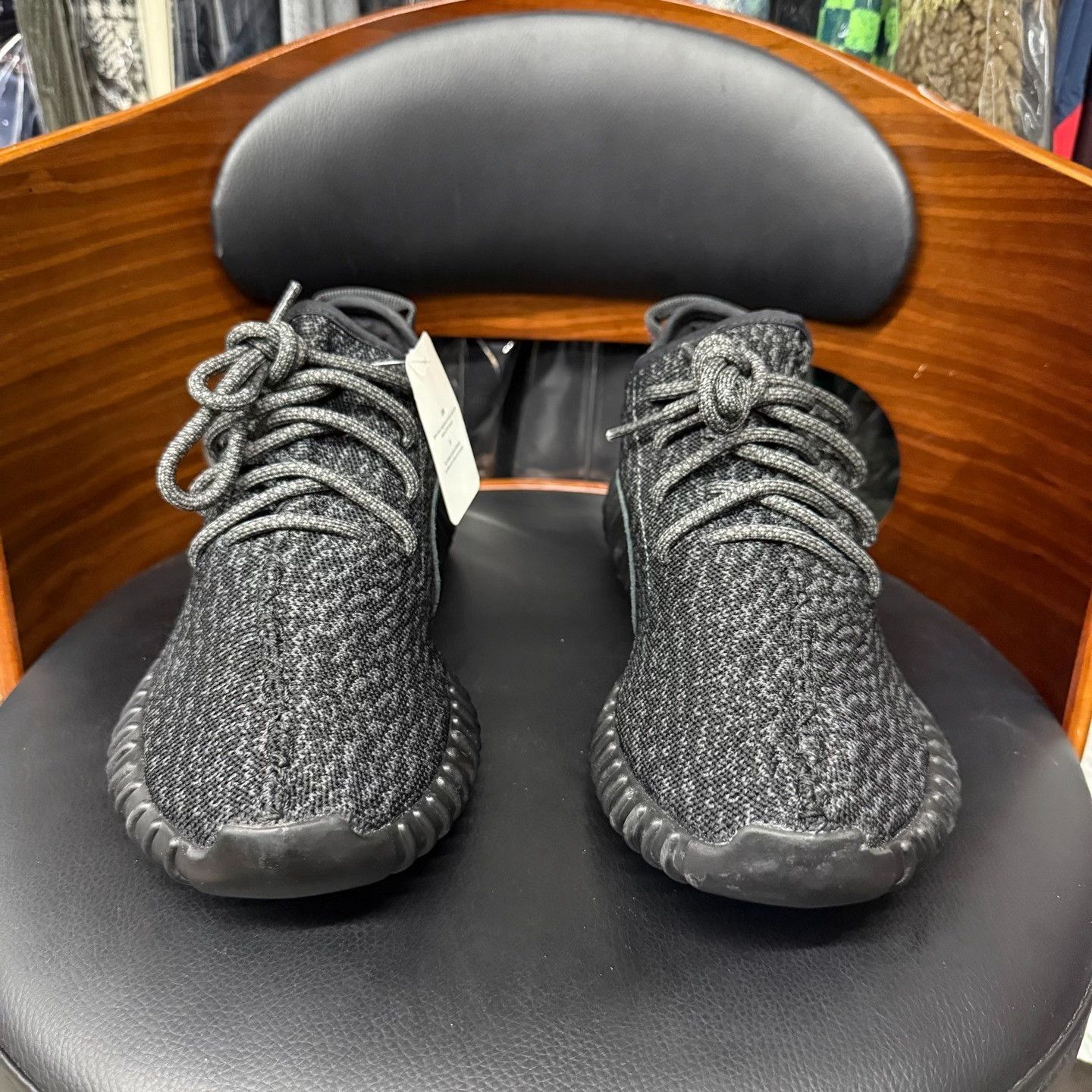 Adidas Adidas YEEZY350 Black Lowtop Sneakers 9 Men Size US 9 / EU 42 - 2 Thumbnail