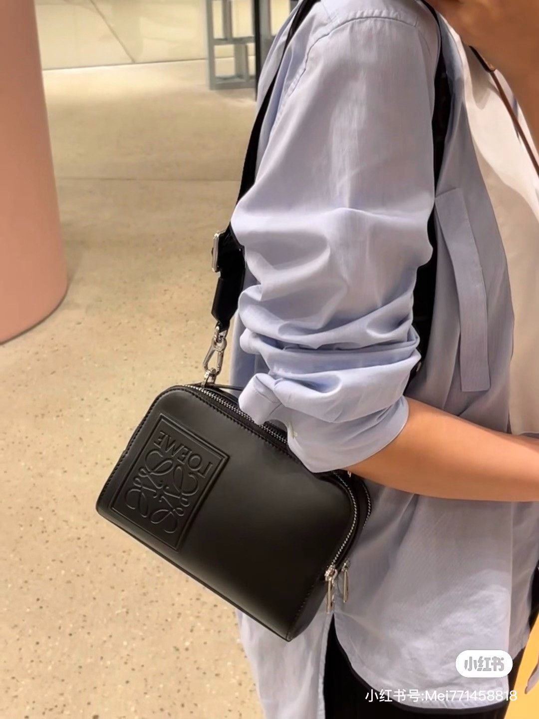 Loewe Pre-loved Bag Very good condition Size ONE SIZE - 8 Thumbnail