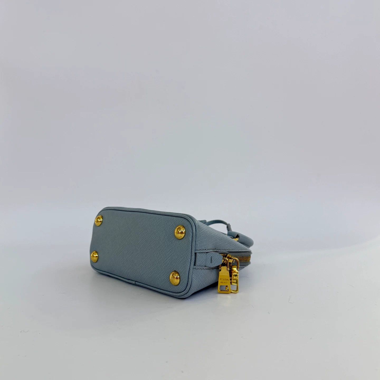 Prada Pre-loved Bag Very good condition Size ONE SIZE - 8 Thumbnail