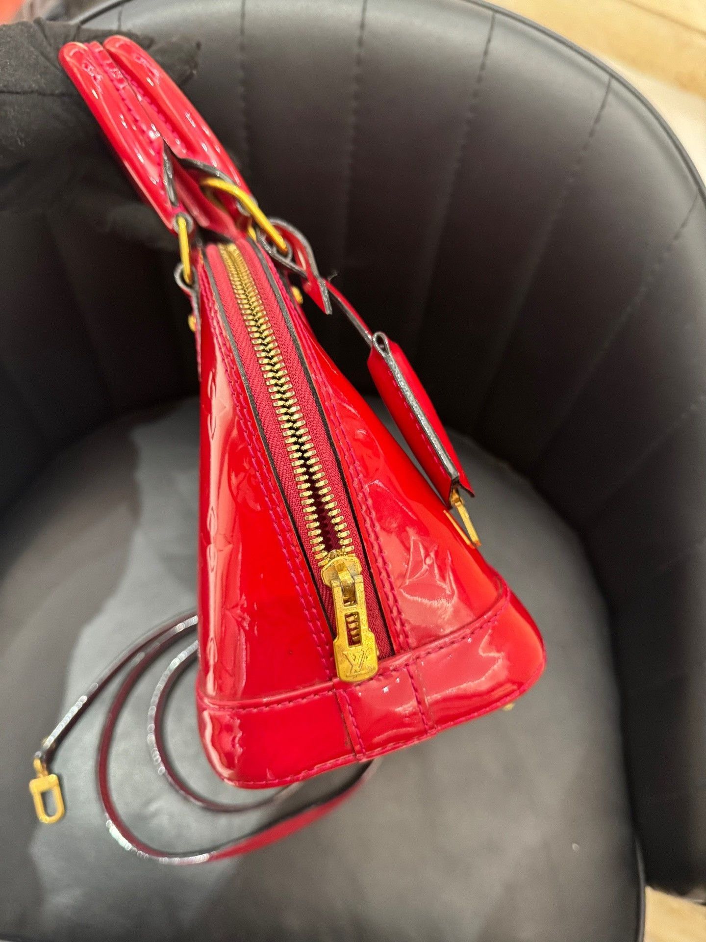 Louis Vuitton Pre-loved Bag Very good condition Size ONE SIZE - 3 Thumbnail