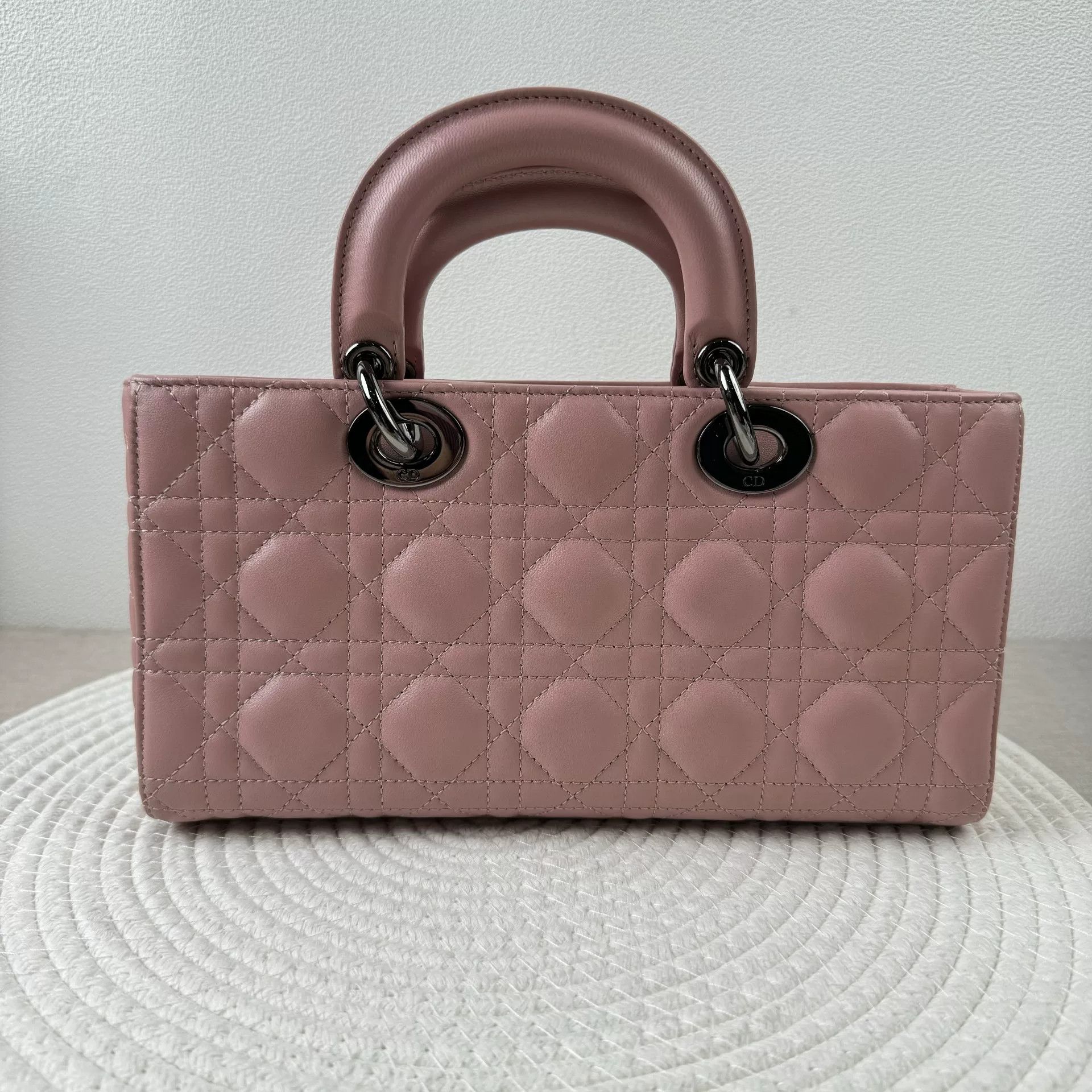 Dior Pre-loved Bag Very good condition Size ONE SIZE - 7 Thumbnail