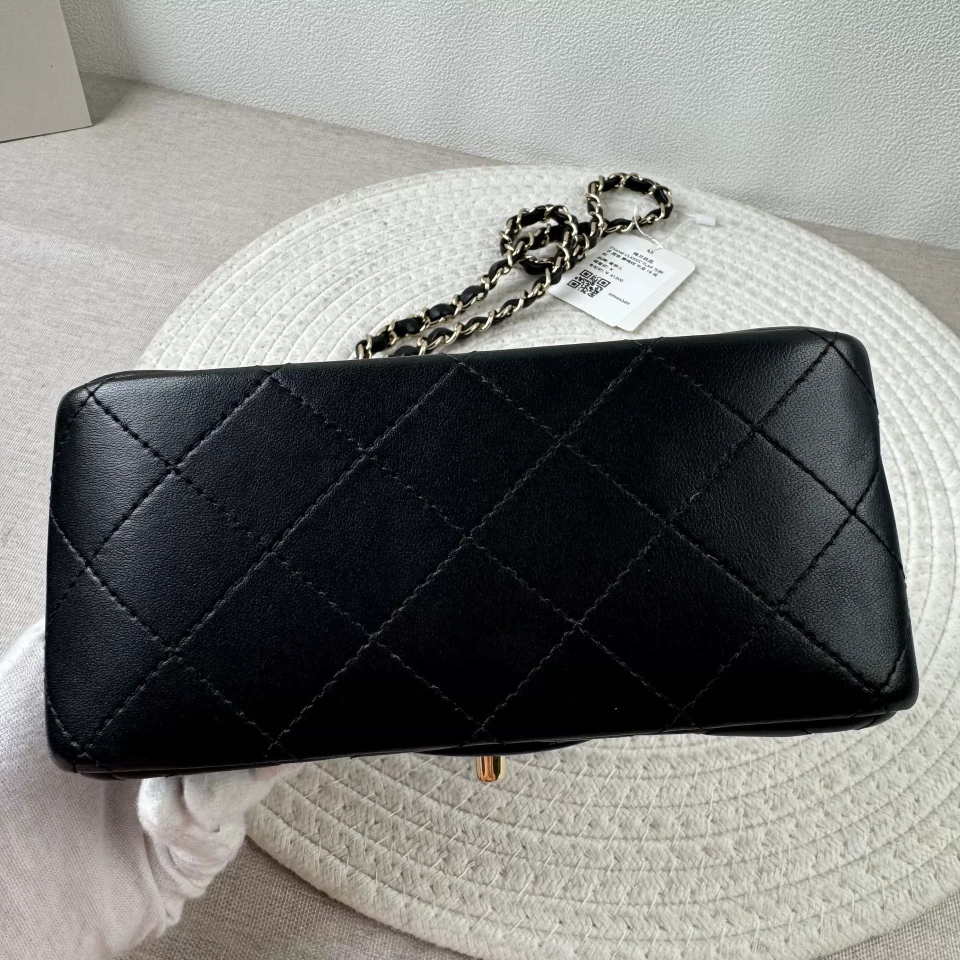 Chanel Pre-loved Bag Very good condition Size ONE SIZE - 7 Thumbnail