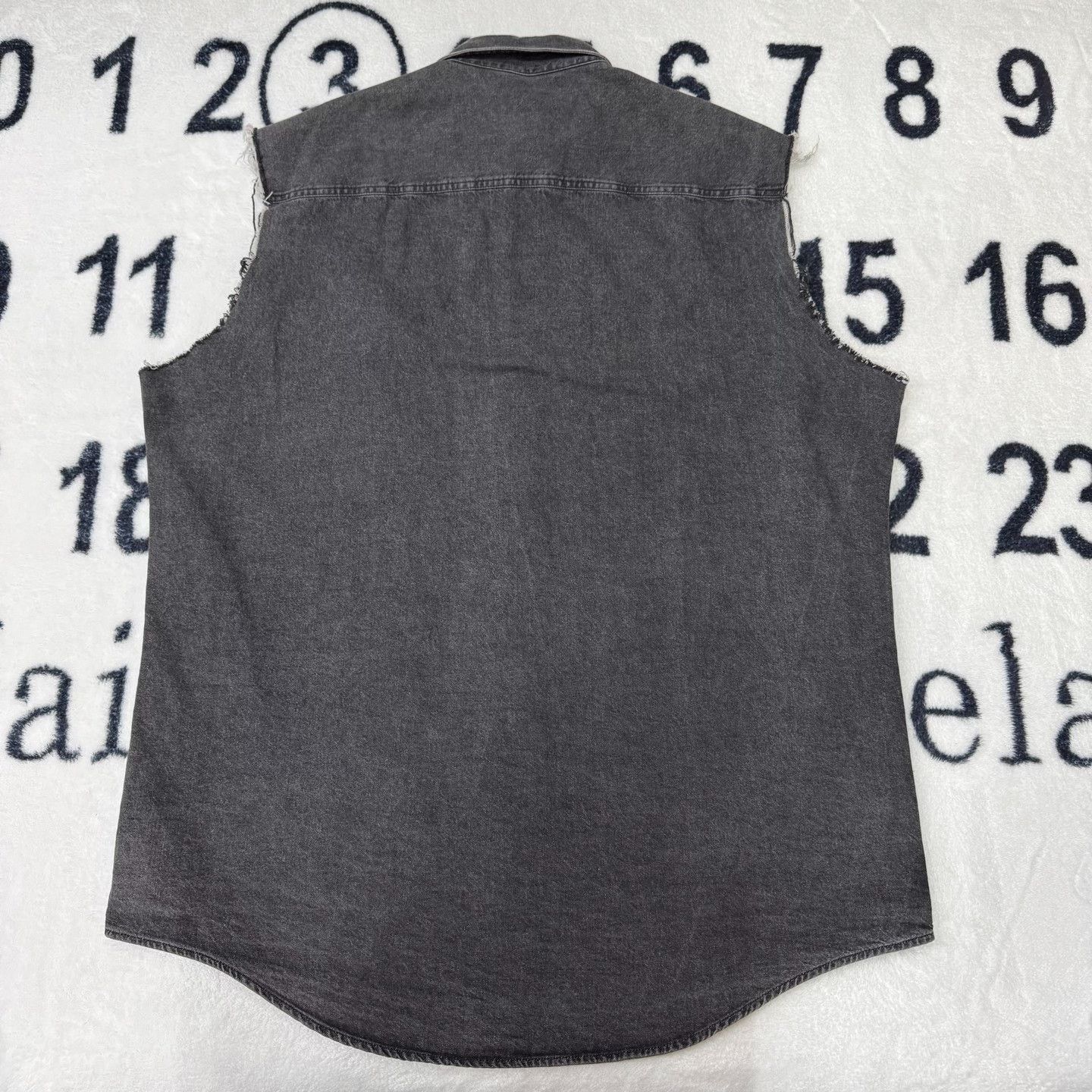 Balenciaga Balenciaga Denim Gray Tank Top xl Men Size US XL / EU 56 / 4 - 2 Thumbnail