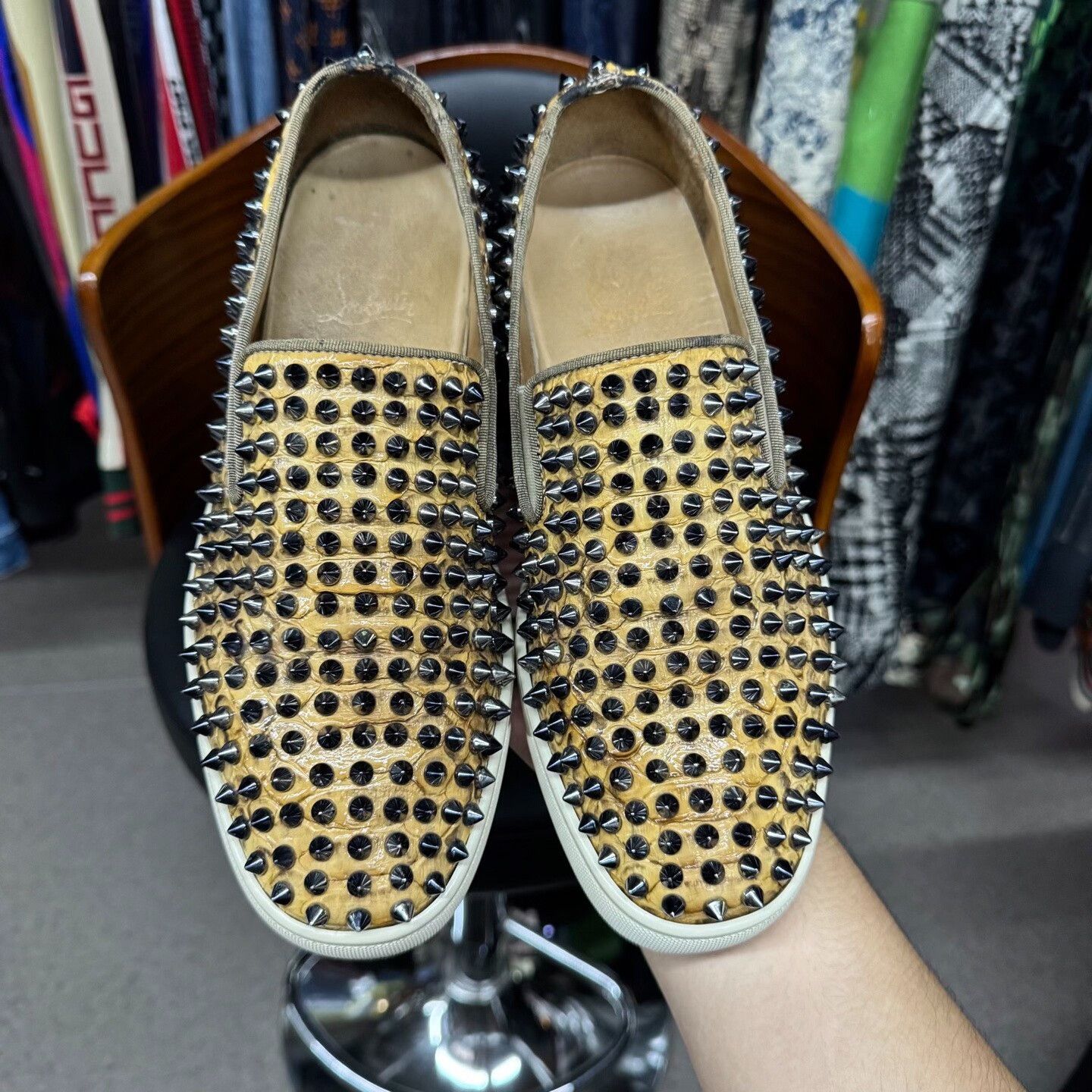 Christian Louboutin Christian Louboutin Animal Print Gold Lowtop Sneakers Men Size US 7.5 / EU 40-41 - 5 Thumbnail