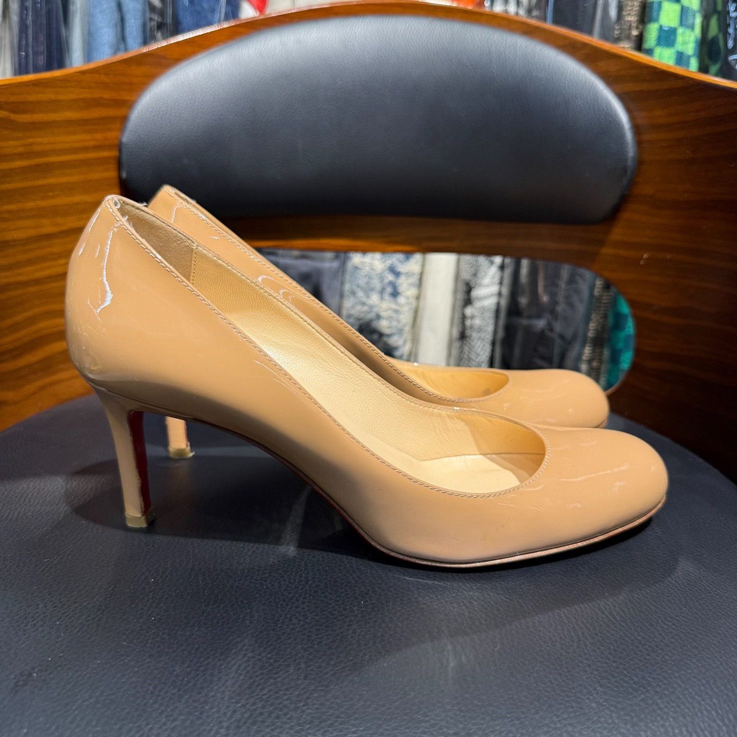 Christian Louboutin Christian Louboutin Lowtop Sneakers us_7-5 Women Size US 7.5 / IT 37.5 - 4 Thumbnail