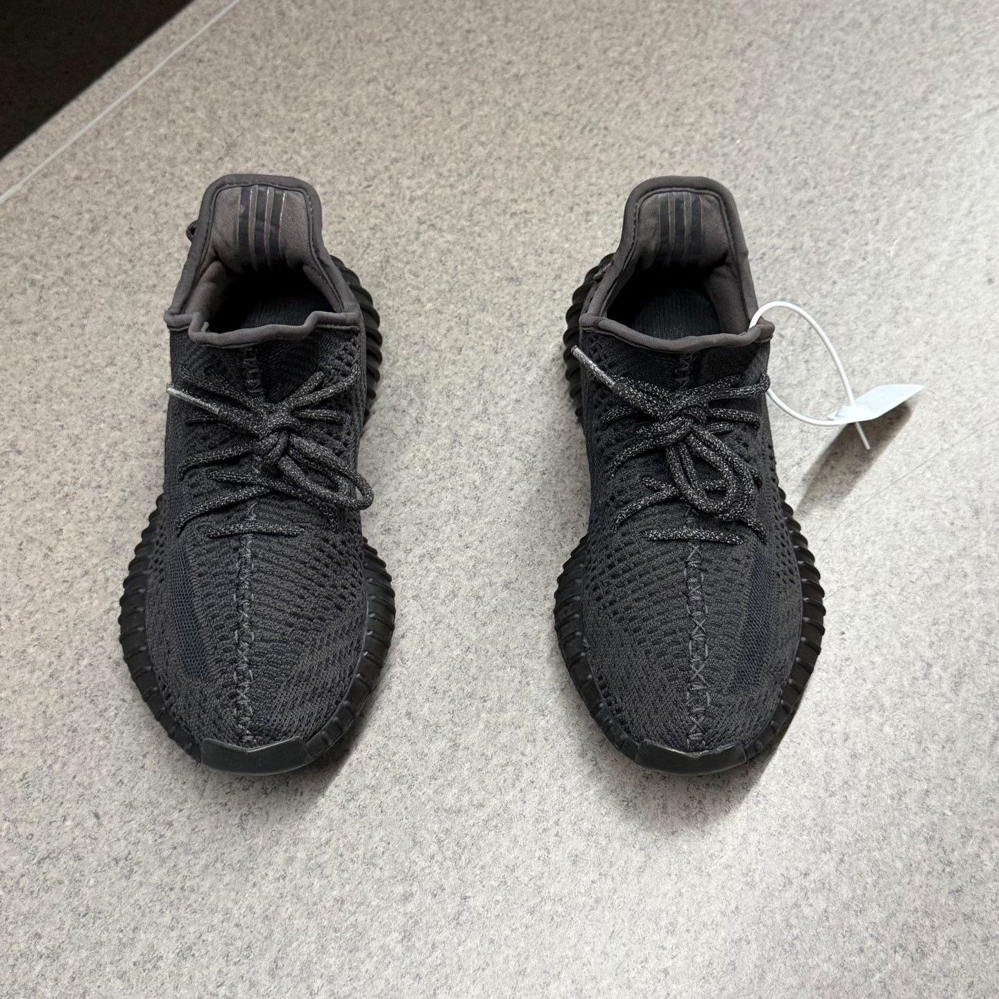 Adidas Adidas YEEZY350 Black Lowtop Sneakers 9.5 Men Size US 9.5 / EU 42-43 - 5 Thumbnail