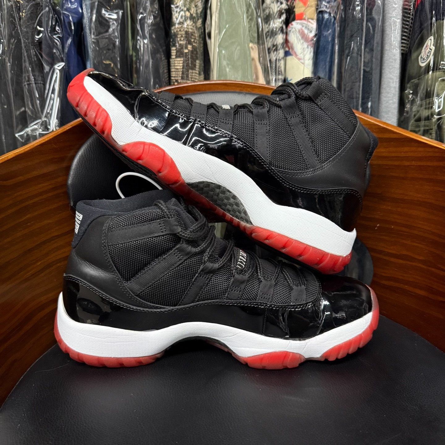Nike Nike AJ11 Black Lowtop Sneakers 9.5 Men Size US 9.5 / EU 42-43 - 7 Thumbnail