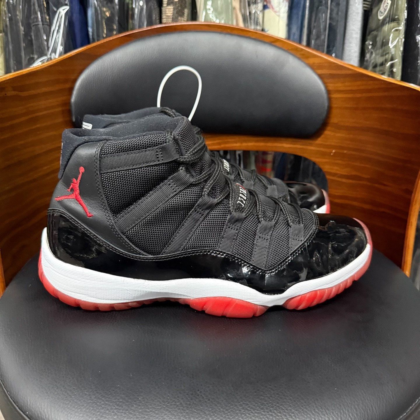 Nike Nike AJ11 Black Lowtop Sneakers 9.5 Men Size US 9.5 / EU 42-43 - 4 Thumbnail