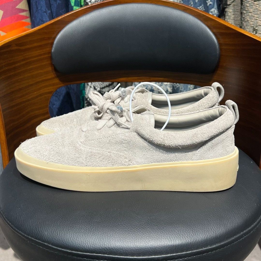 Fear of God Fear of God Retro Gray Lowtop Sneakers 10 Men Size US 10 / EU 43 - 4 Thumbnail