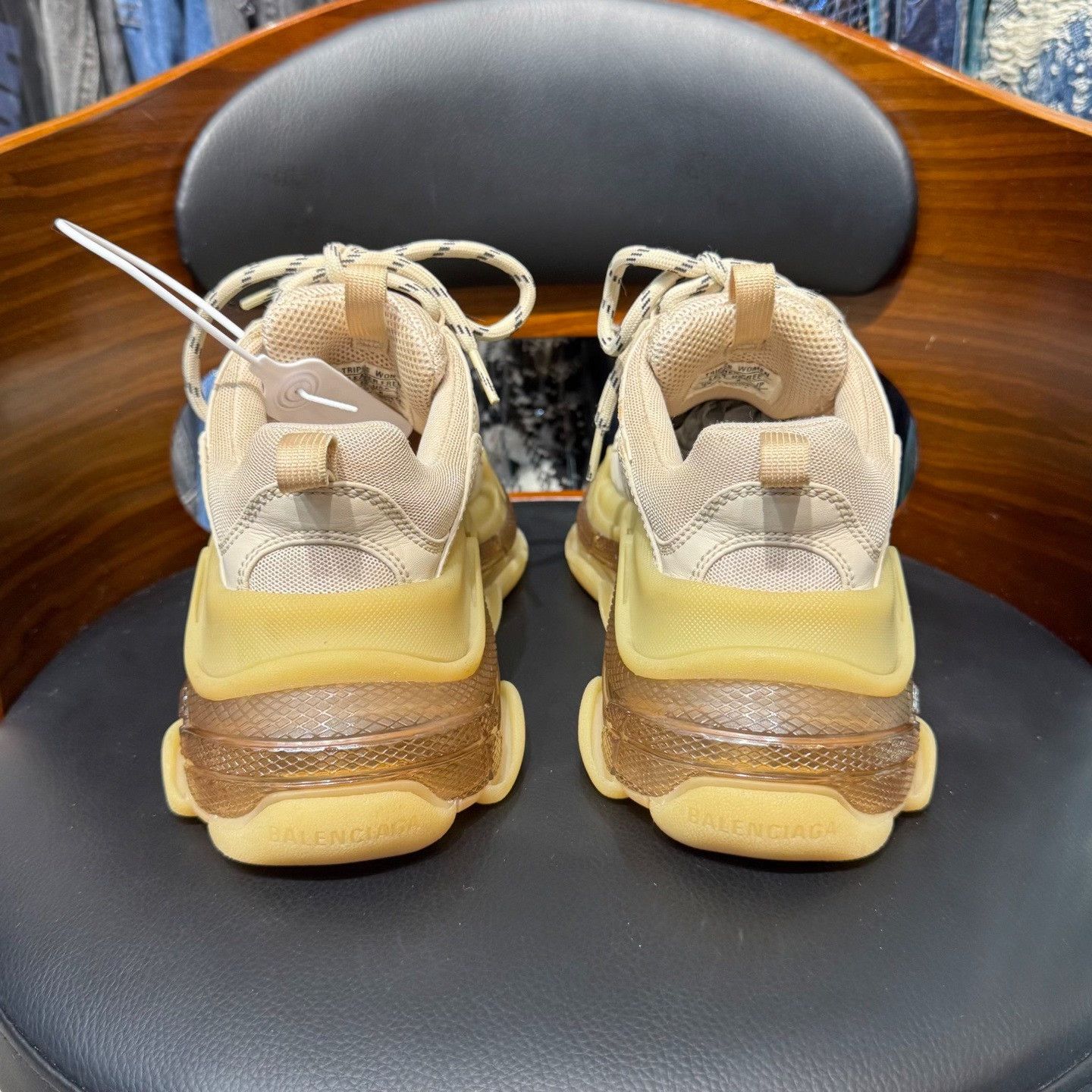 Balenciaga Balenciaga Lowtop Sneakers us_6 Women Size US 6 / IT 36 - 3 Thumbnail