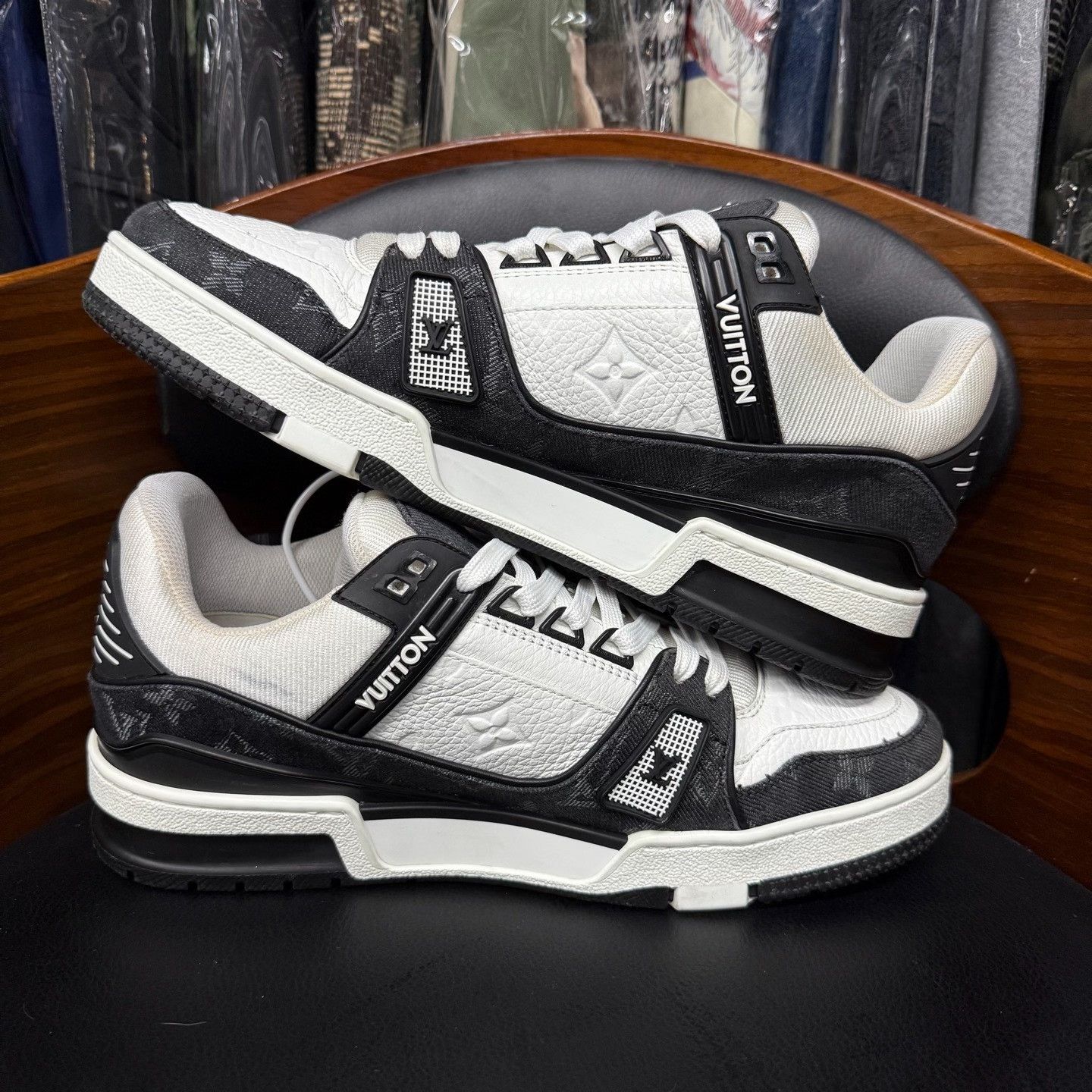 Louis Vuitton Louis Vuitton Training Denim Black Lowtop Sneakers 7.5 Men Size US 7.5 / EU 40-41 - 7 Thumbnail