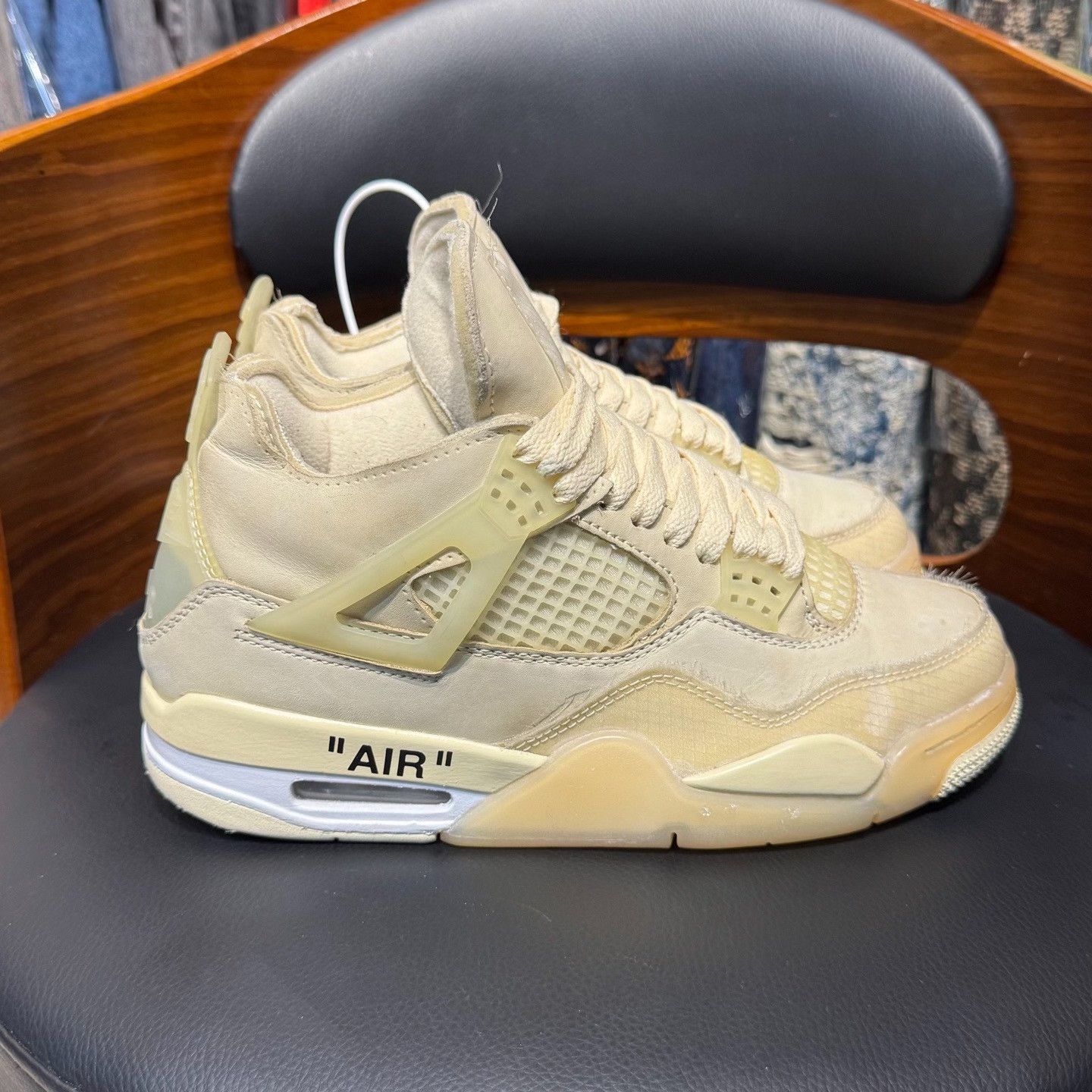 Nike Nike AJ4 Collab White Lowtop Sneakers 6 Men Size US 6 / EU 39 - 4 Thumbnail