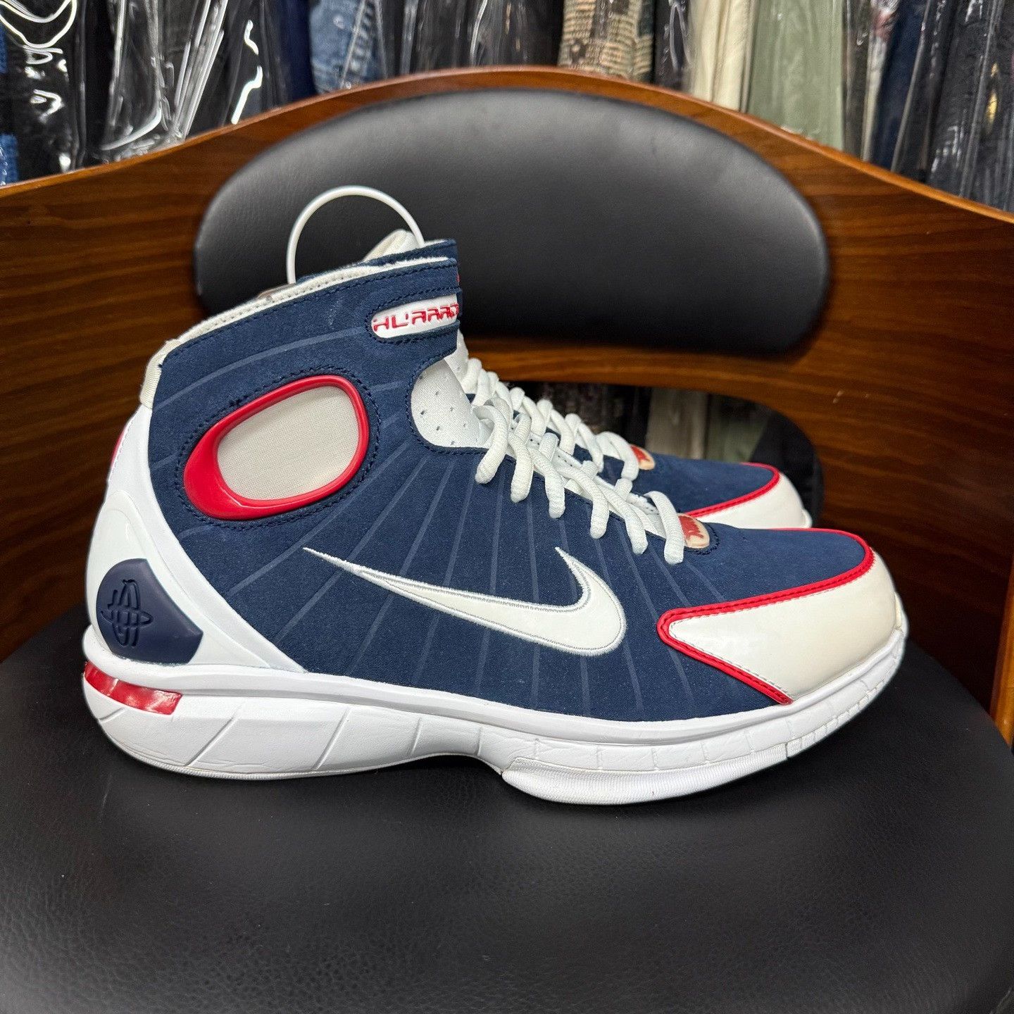 Nike Nike KOBE Blue Lowtop Sneakers 9 Men Size US 9 / EU 42 - 4 Thumbnail