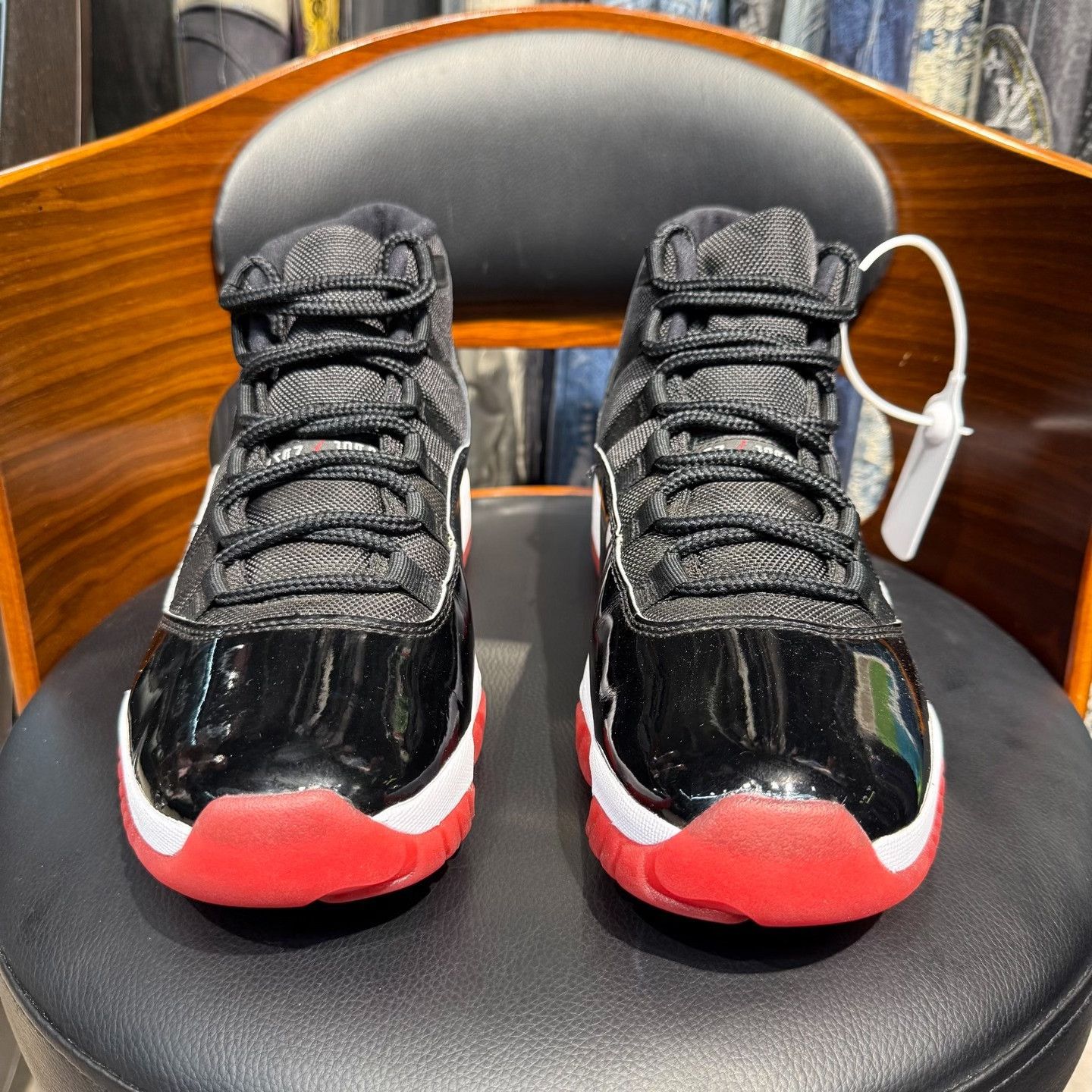 Nike Nike AJ11 Black Lowtop Sneakers 44.5 Men Size US 11 / EU 44 - 2 Thumbnail