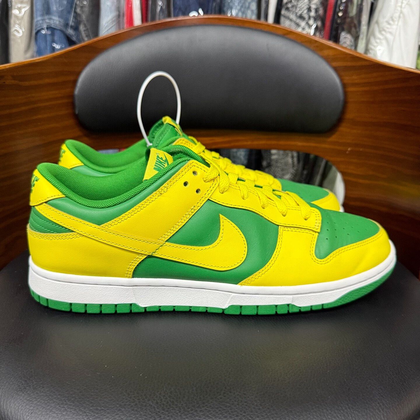 Nike Nike DUNK Yellow Lowtop Sneakers 44.5 Men Size US 11 / EU 44 - 4 Thumbnail