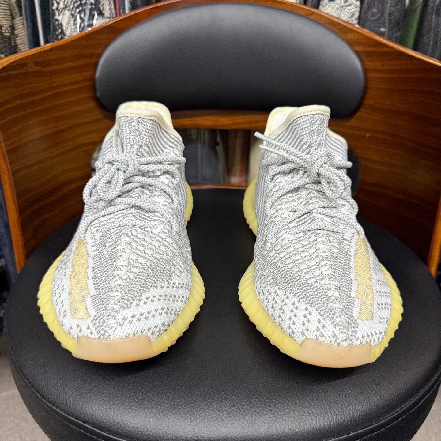 Yeezy Yeezy White Lowtop Sneakers 43 Men Size US 10 / EU 43 - 2 Thumbnail