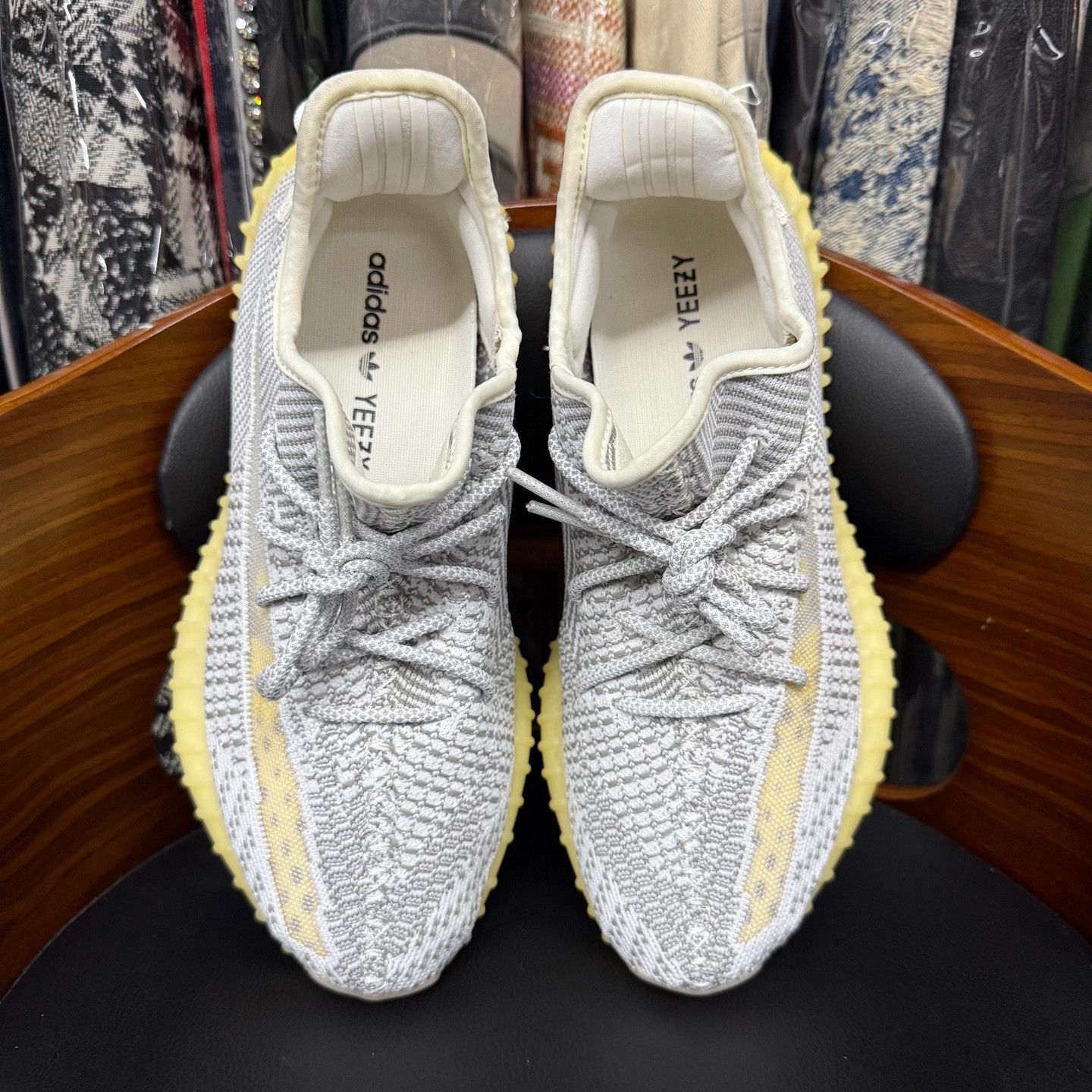Yeezy Yeezy White Lowtop Sneakers 43 Men Size US 10 / EU 43 - 5 Thumbnail