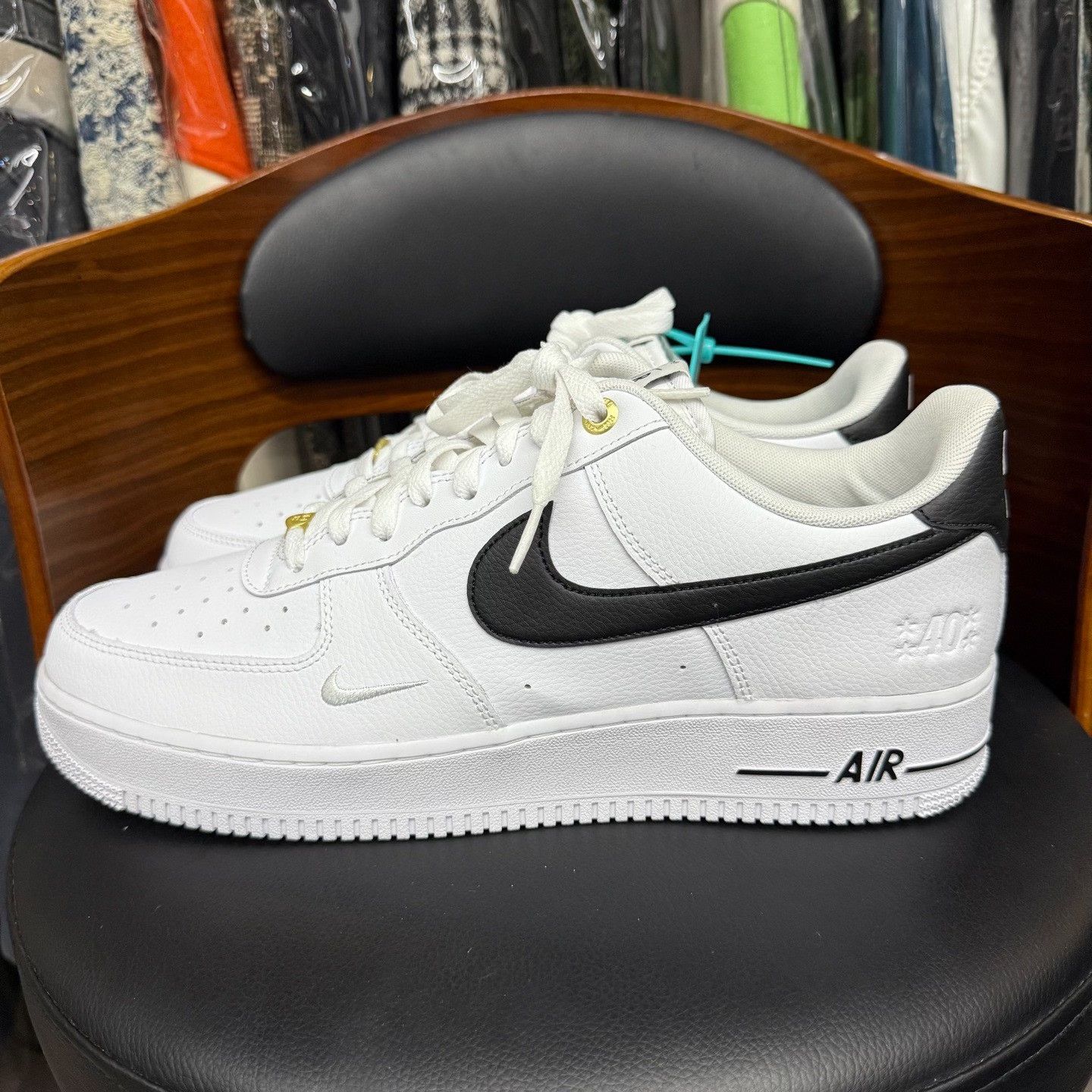 Nike Nike AF1 Limited White Lowtop Sneakers 40 Men Size US 7.5 / EU 40-41 - 6 Thumbnail