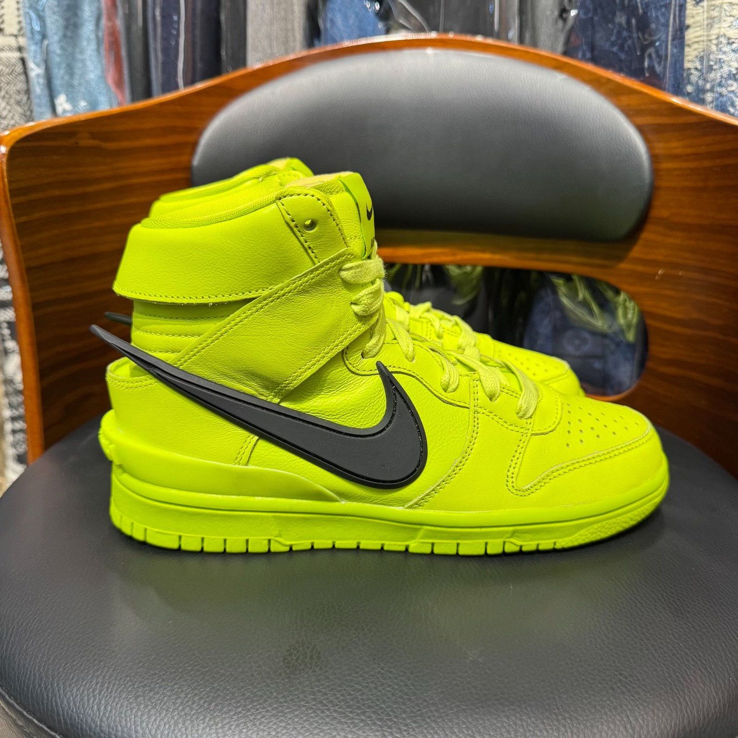 Nike Nike DUNK Collab Green Lowtop Sneakers 37 Men Size US 5 / EU 37 - 4 Thumbnail