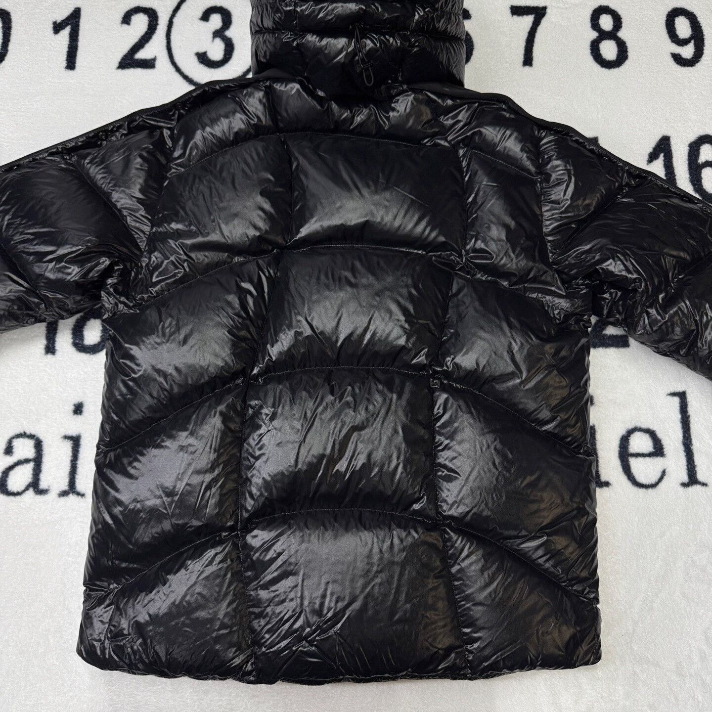 Moncler Moncler Down Hoodie L Men Size US L / EU 52-54 / 3 - 3 Thumbnail