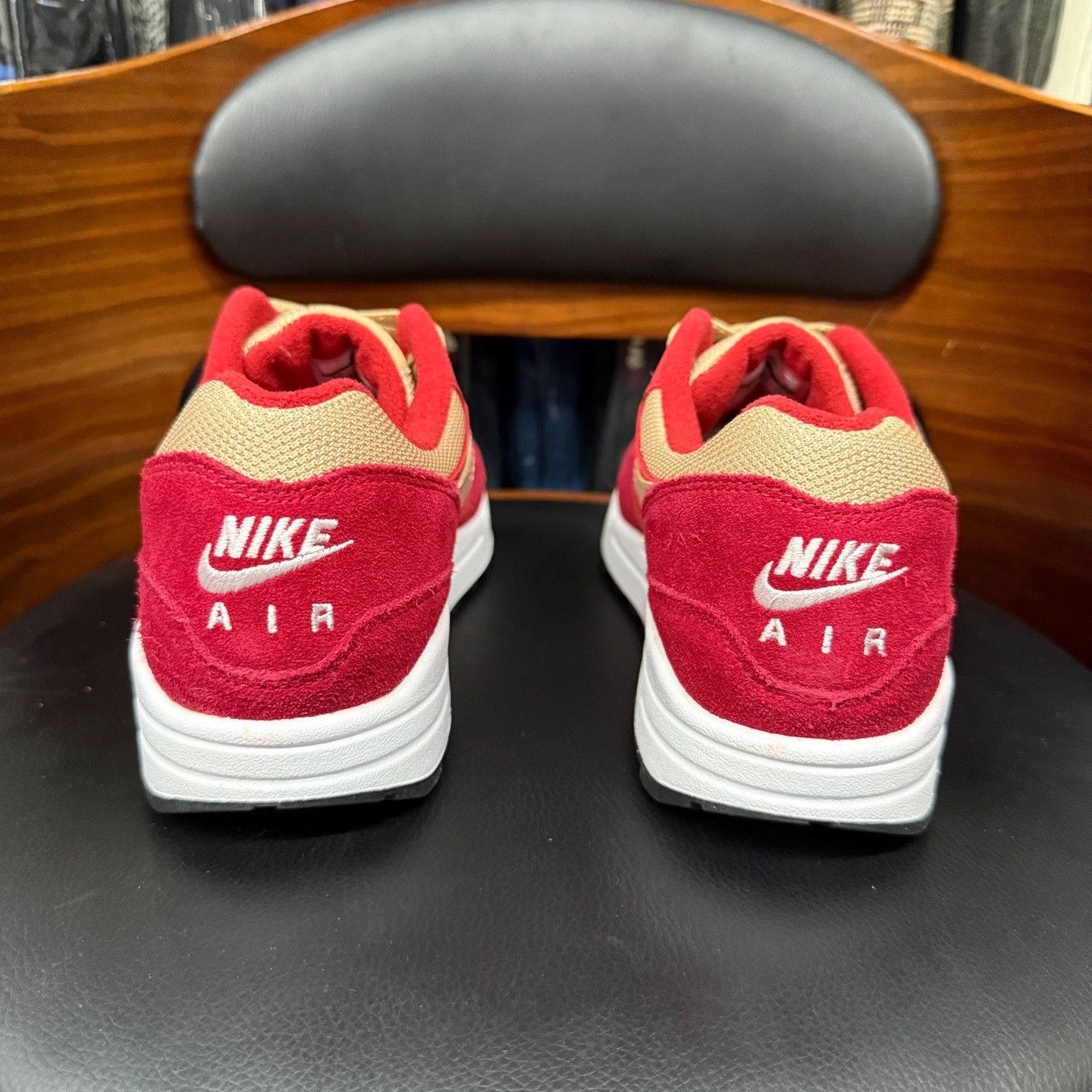Nike Nike MAX1 Red Lowtop Sneakers 42 Men Size US 9 / EU 42 - 2 Thumbnail