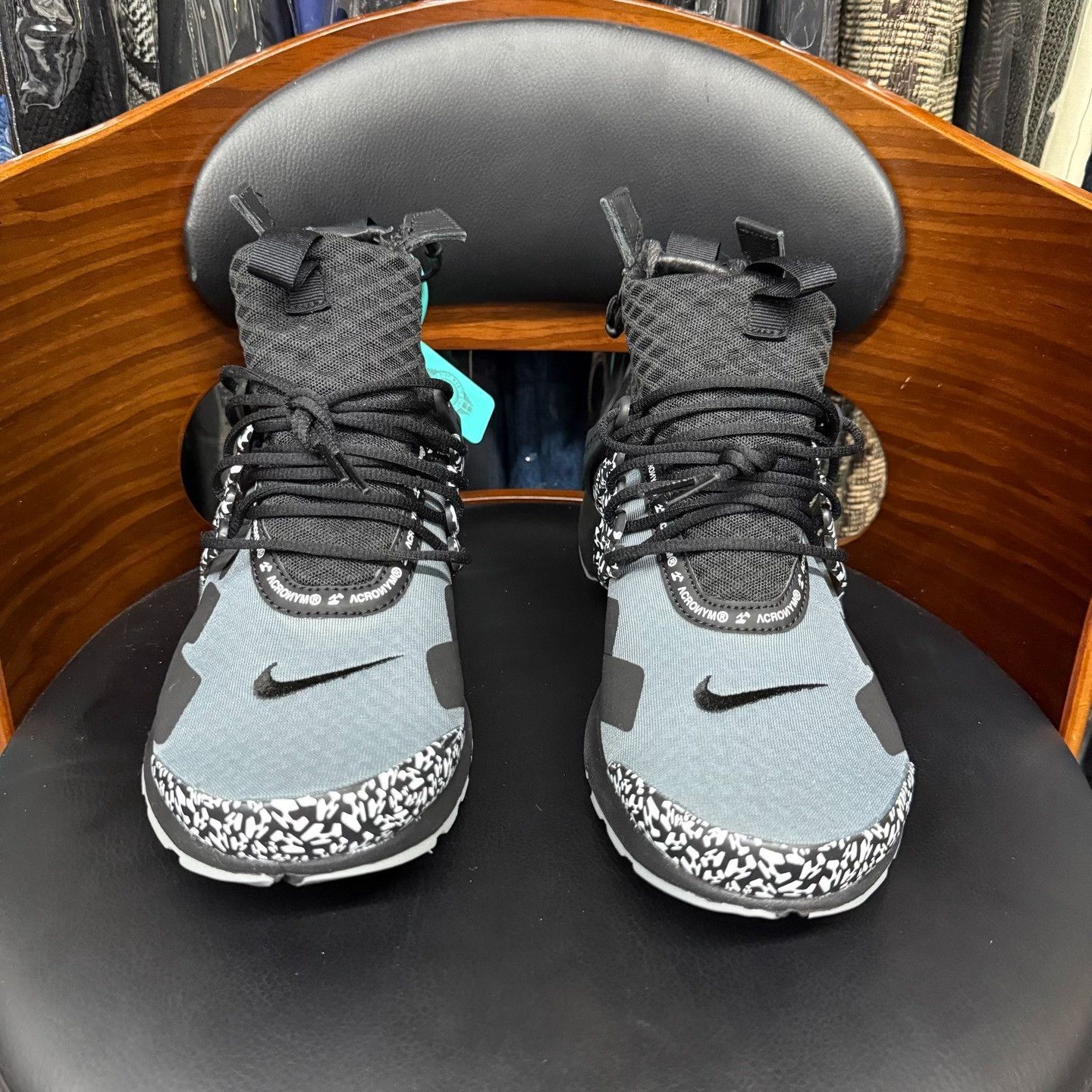 Nike Nike Collab Limited Black Hitop Sneakers 42 Men Size US 9 / EU 42 - 2 Thumbnail