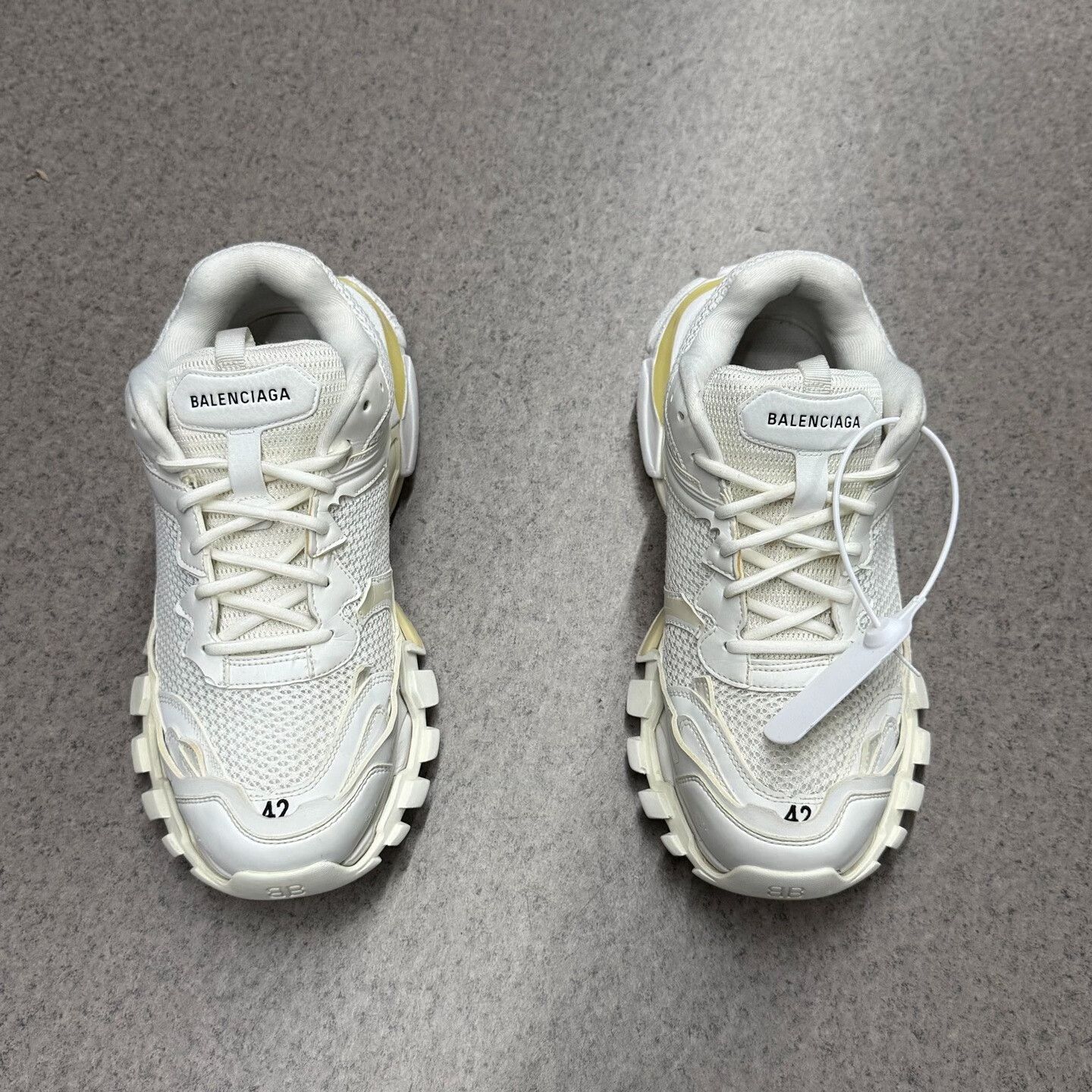 Balenciaga Balenciaga Nylon White Lowtop Sneakers 42 Men Size US 9 / EU 42 - 5 Thumbnail