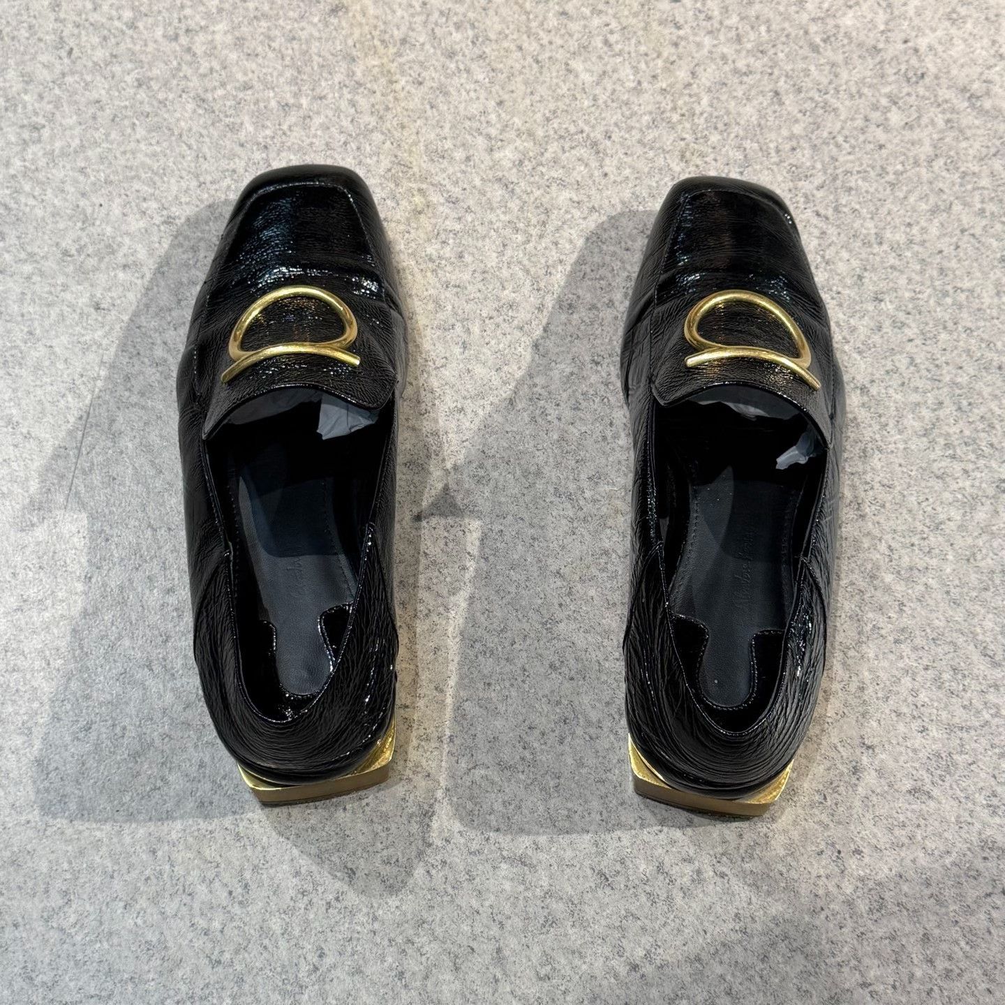 Salvatore Ferragamo Salvatore Ferragamo Patent Black Lowtop Sneakers 35 Men Size US 5 / EU 37 - 8 Thumbnail