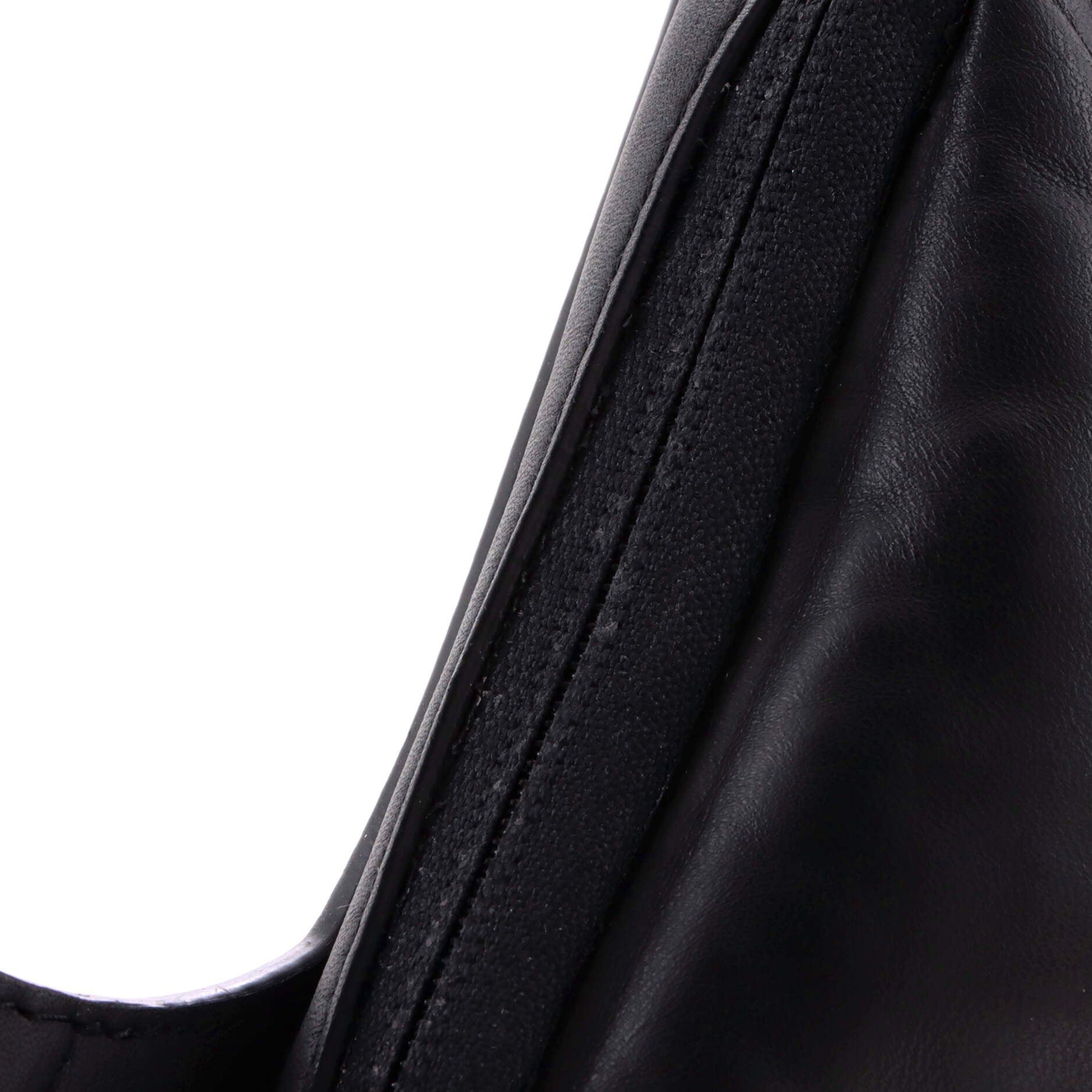 Louis Vuitton A4 Asymmetrical Sling Bag Size ONE SIZE - 7 Thumbnail