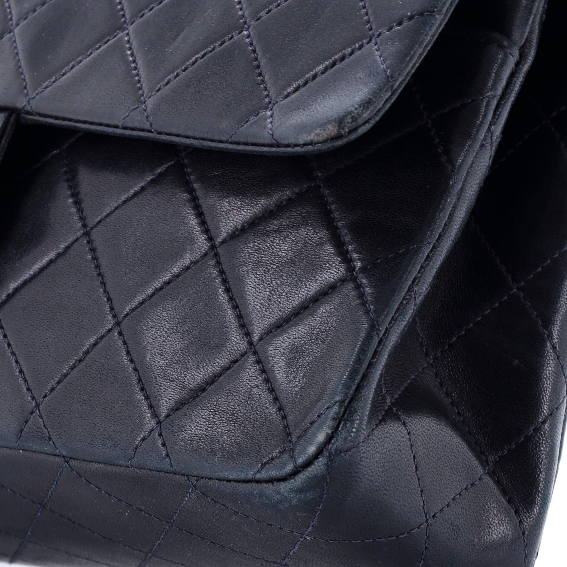 Chanel Vintage Classic Double Flap Bag Size ONE SIZE - 7 Thumbnail