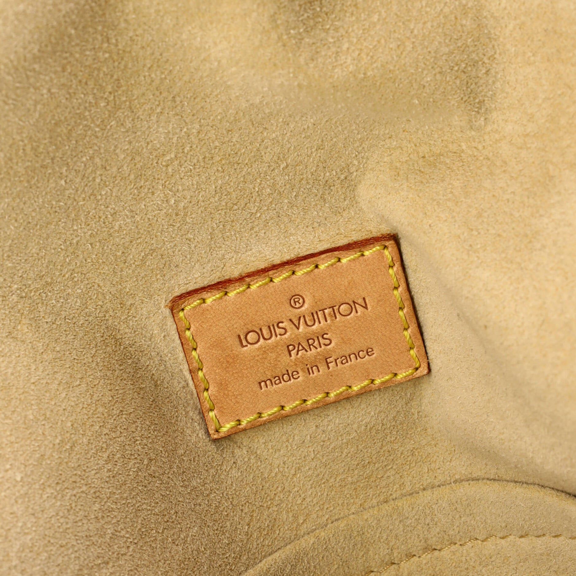 Louis Vuitton Hudson Handbag Size ONE SIZE - 7 Thumbnail