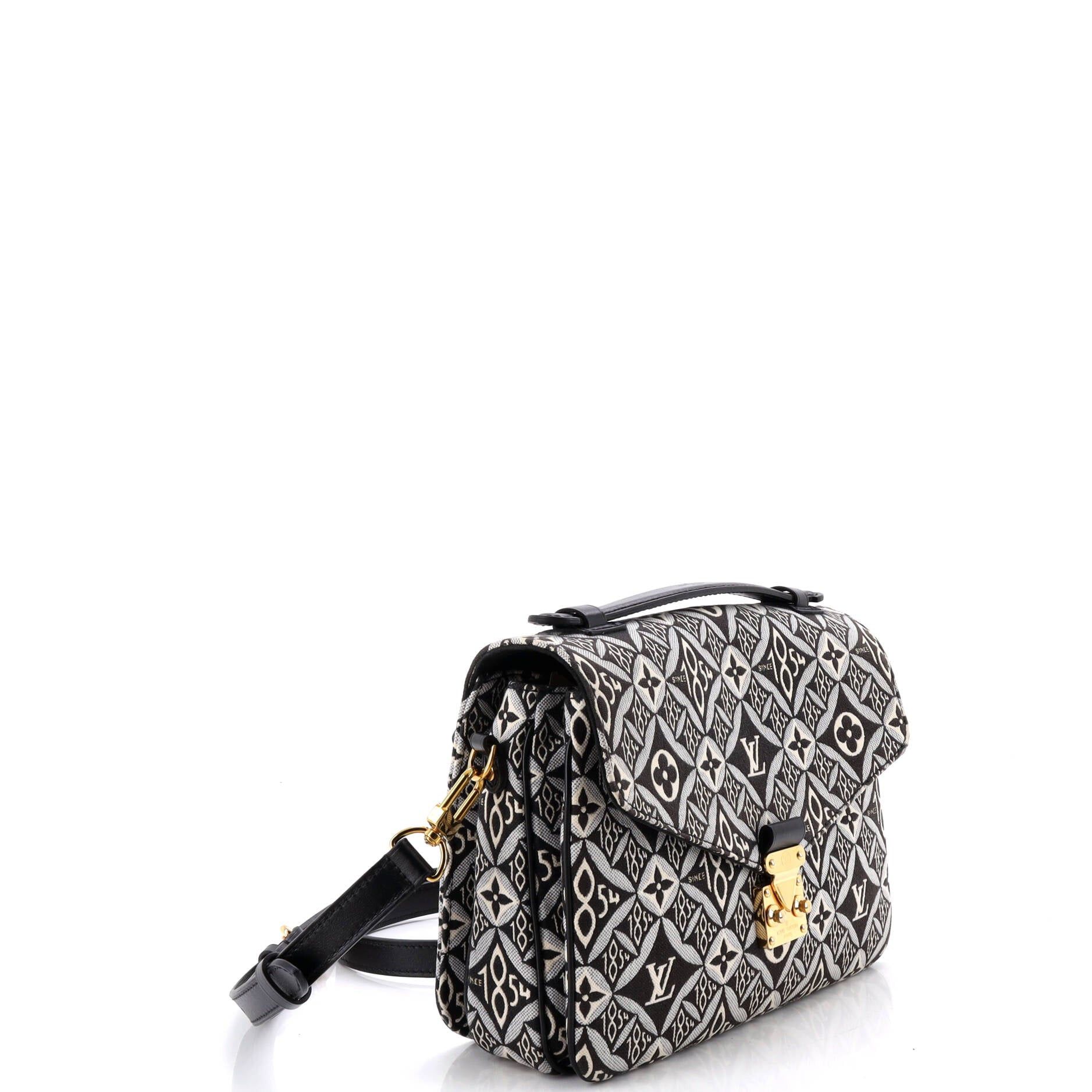 Louis Vuitton Pochette Metis Size ONE SIZE - 2 Thumbnail