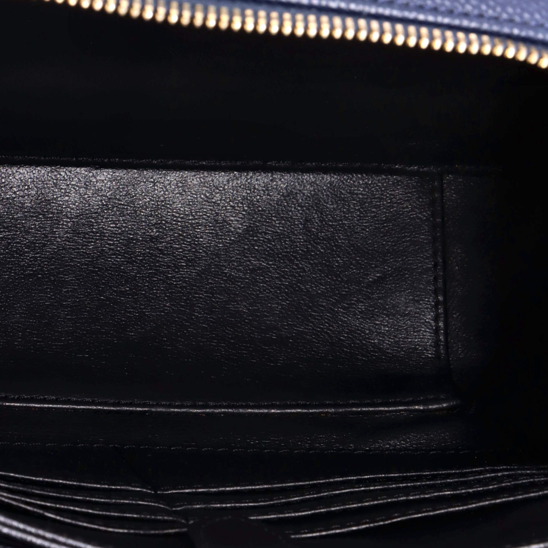 Chanel Filigree Vanity Case Size ONE SIZE - 6 Thumbnail