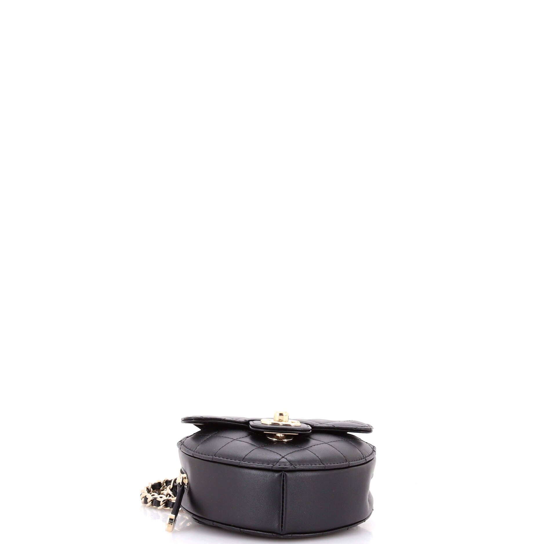 Chanel CC in Love Heart Clutch with Chain Size ONE SIZE - 4 Thumbnail
