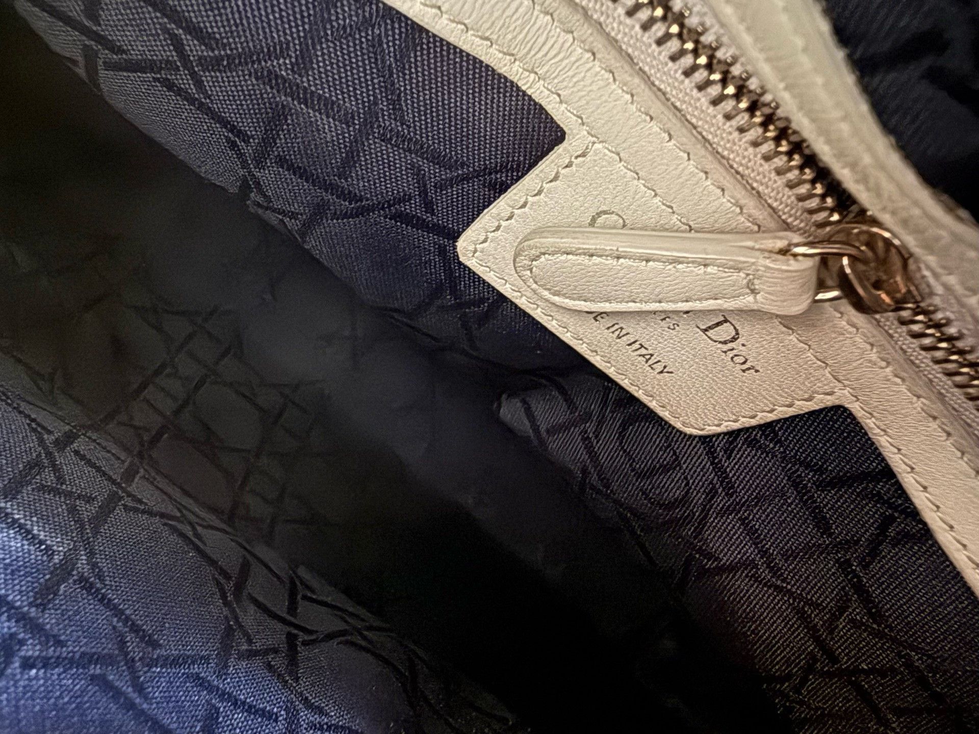 Dior Pre-loved Bag Very good condition Size ONE SIZE - 8 Thumbnail