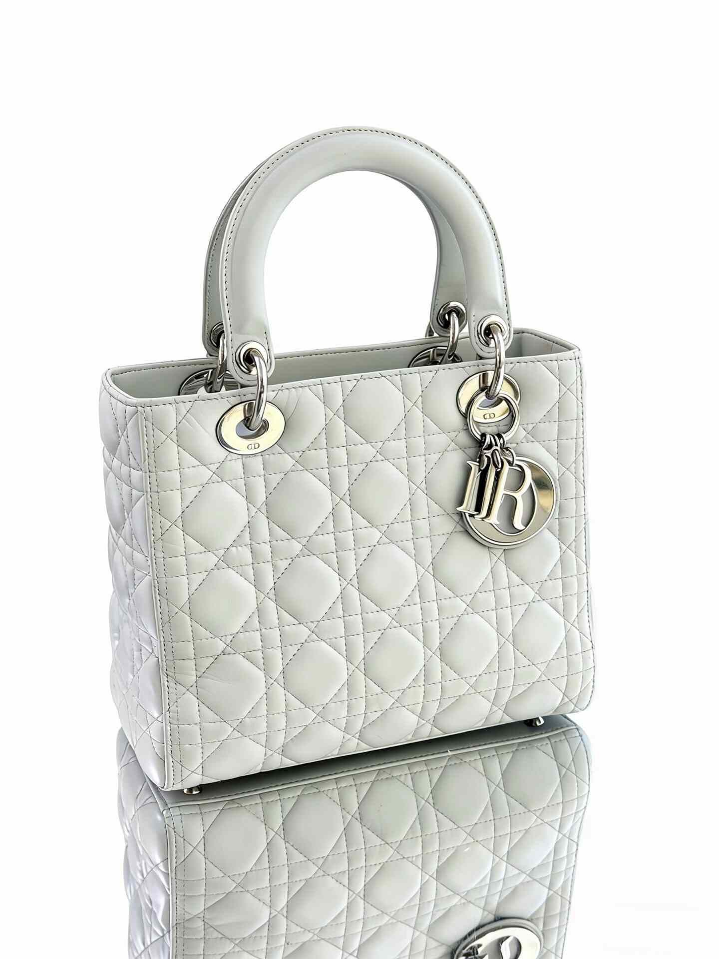 Dior Pre-loved Bag Very good condition Size ONE SIZE - 4 Thumbnail