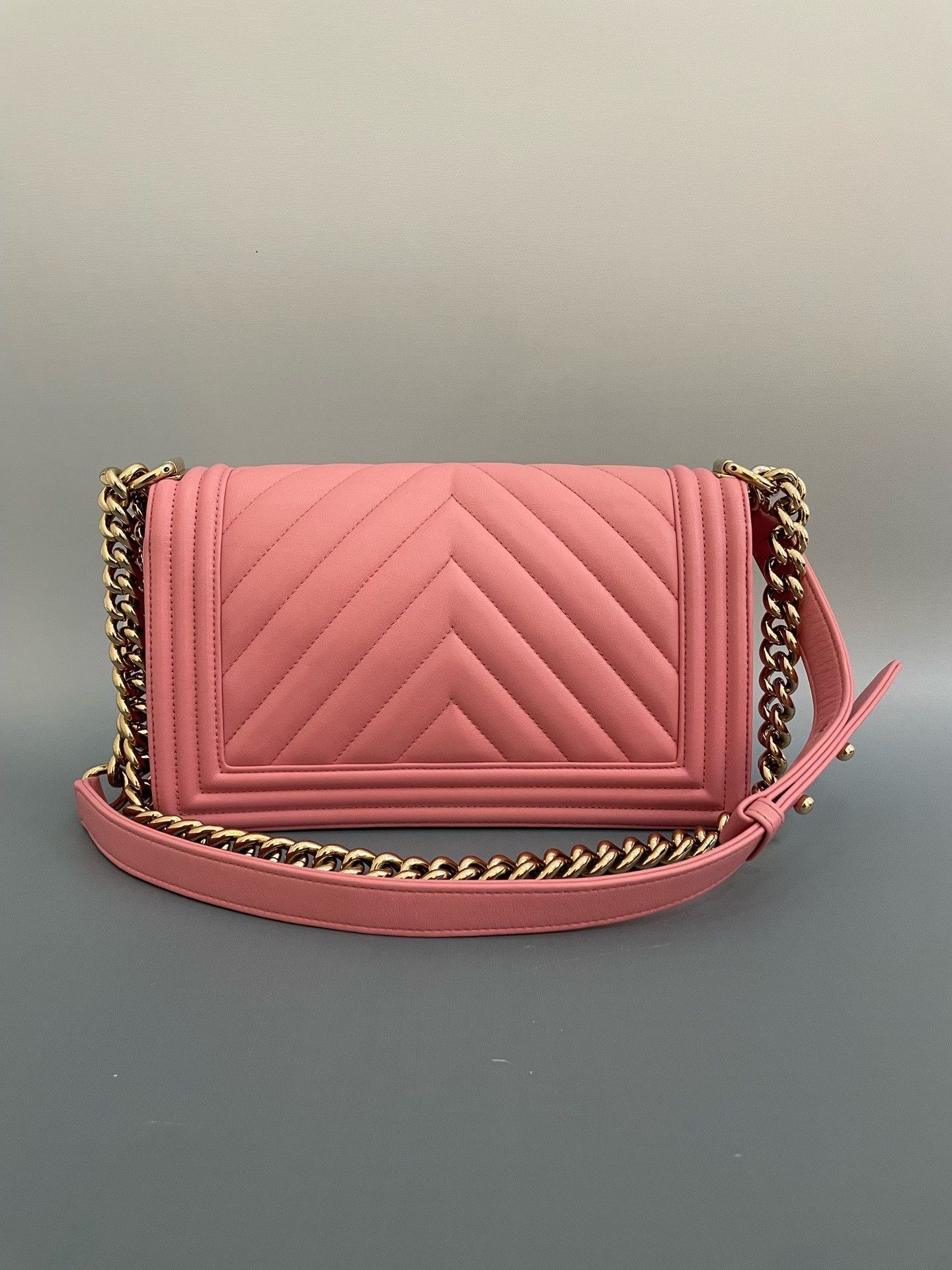 Chanel Pre-loved Bag Very good condition Size ONE SIZE - 5 Thumbnail