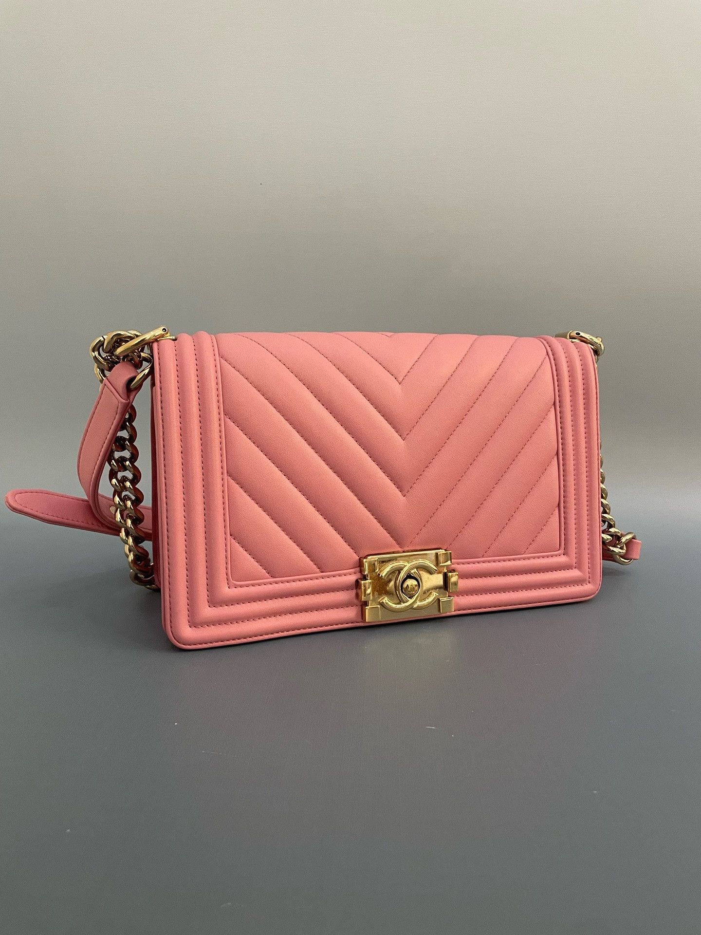 Chanel Pre-loved Bag Very good condition Size ONE SIZE - 3 Thumbnail