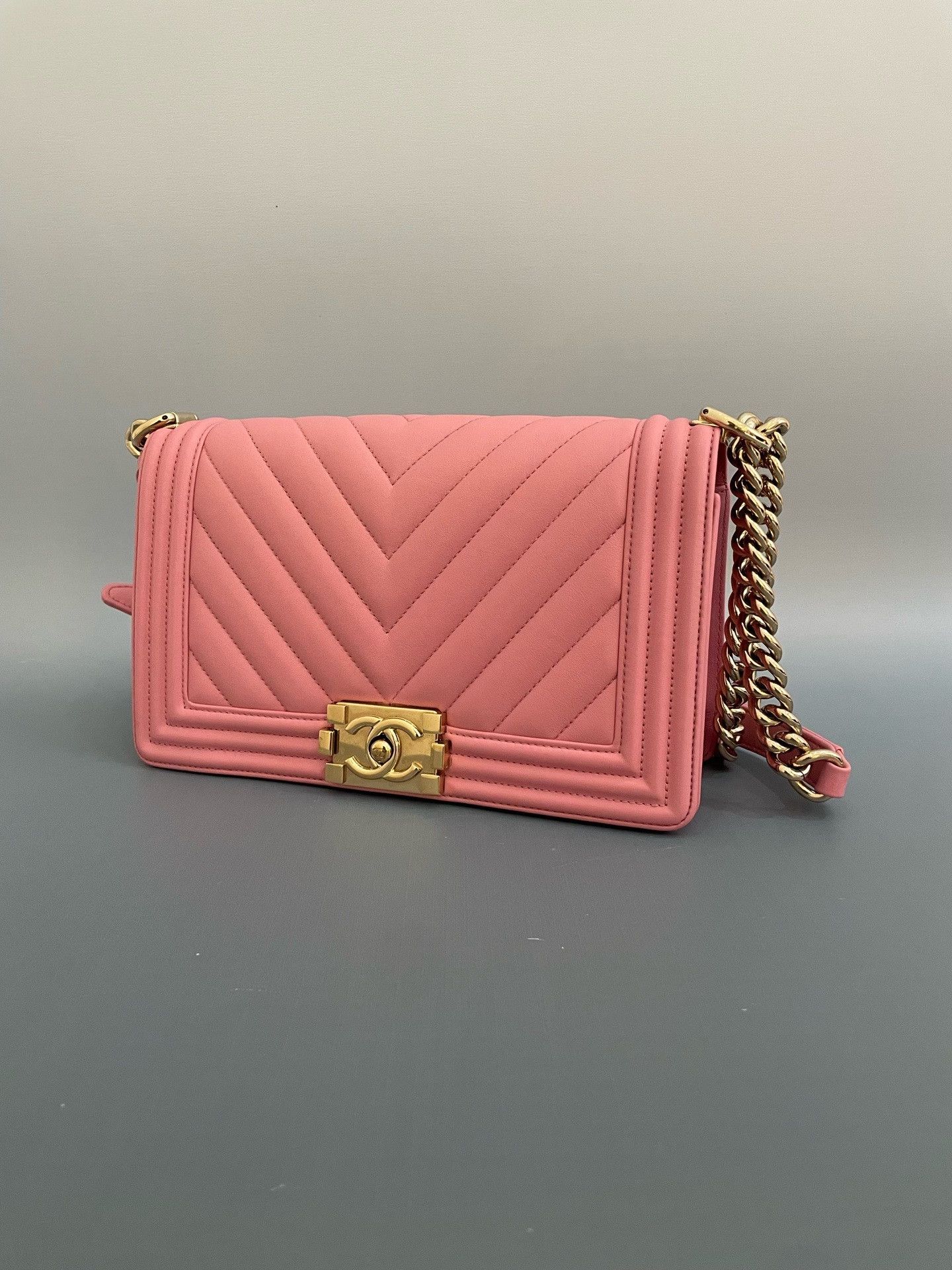 Chanel Pre-loved Bag Very good condition Size ONE SIZE - 4 Thumbnail